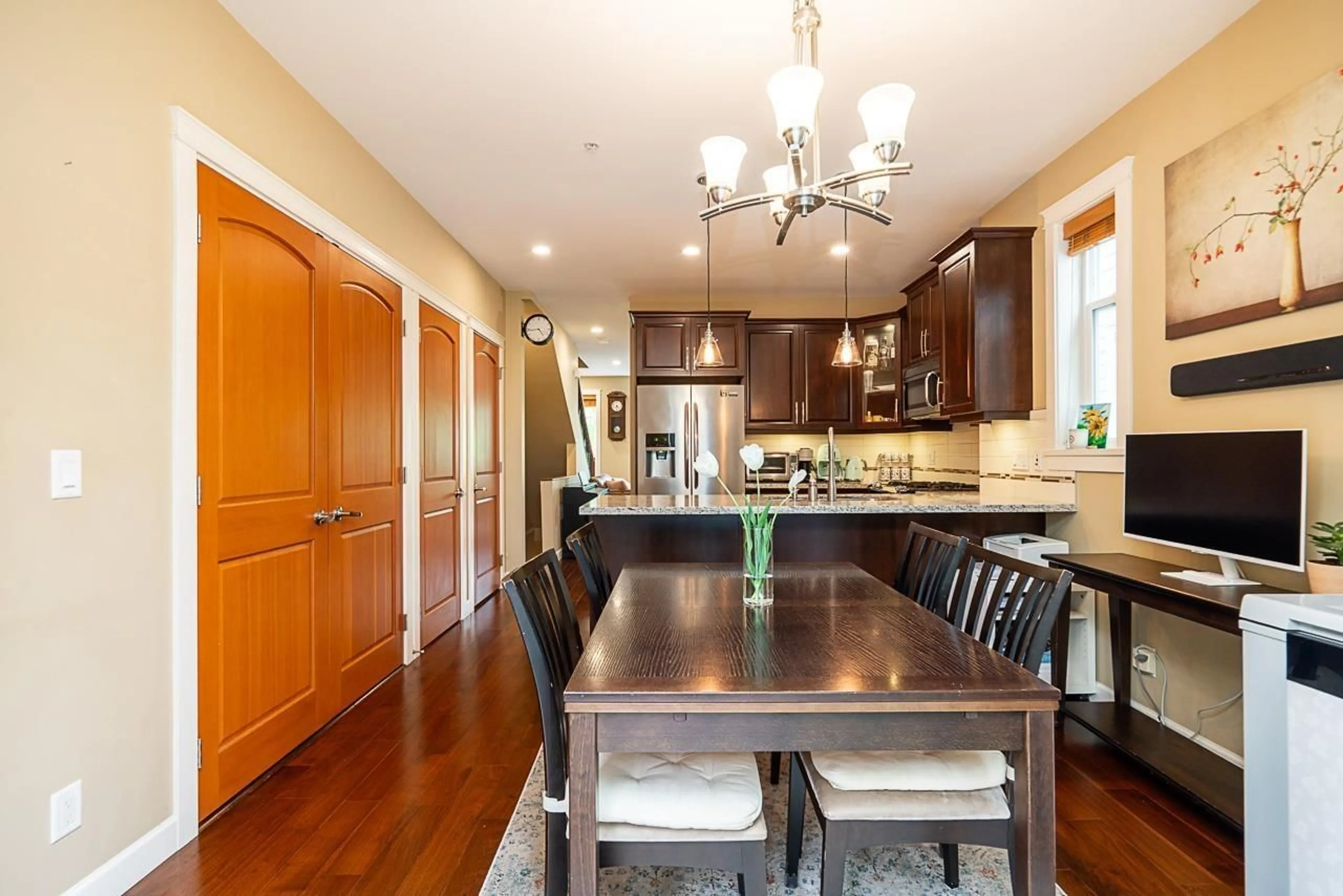 Open concept kitchen, wood/laminate floor for 10 - 8068 207 STREET, Langley British Columbia V2Y0M9