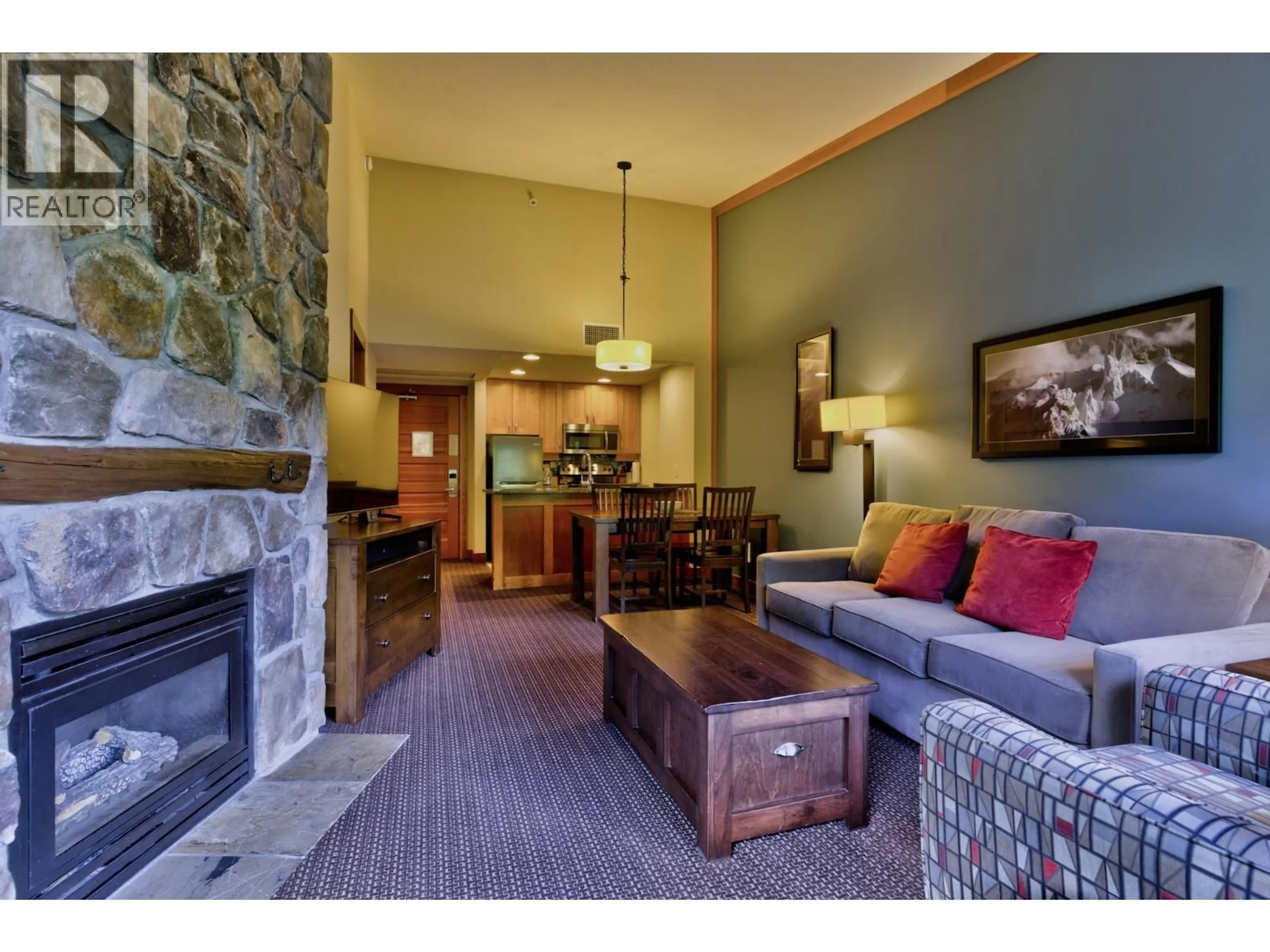 Lobby for 638A - 2036 LONDON LANE, Whistler British Columbia V8E0N7