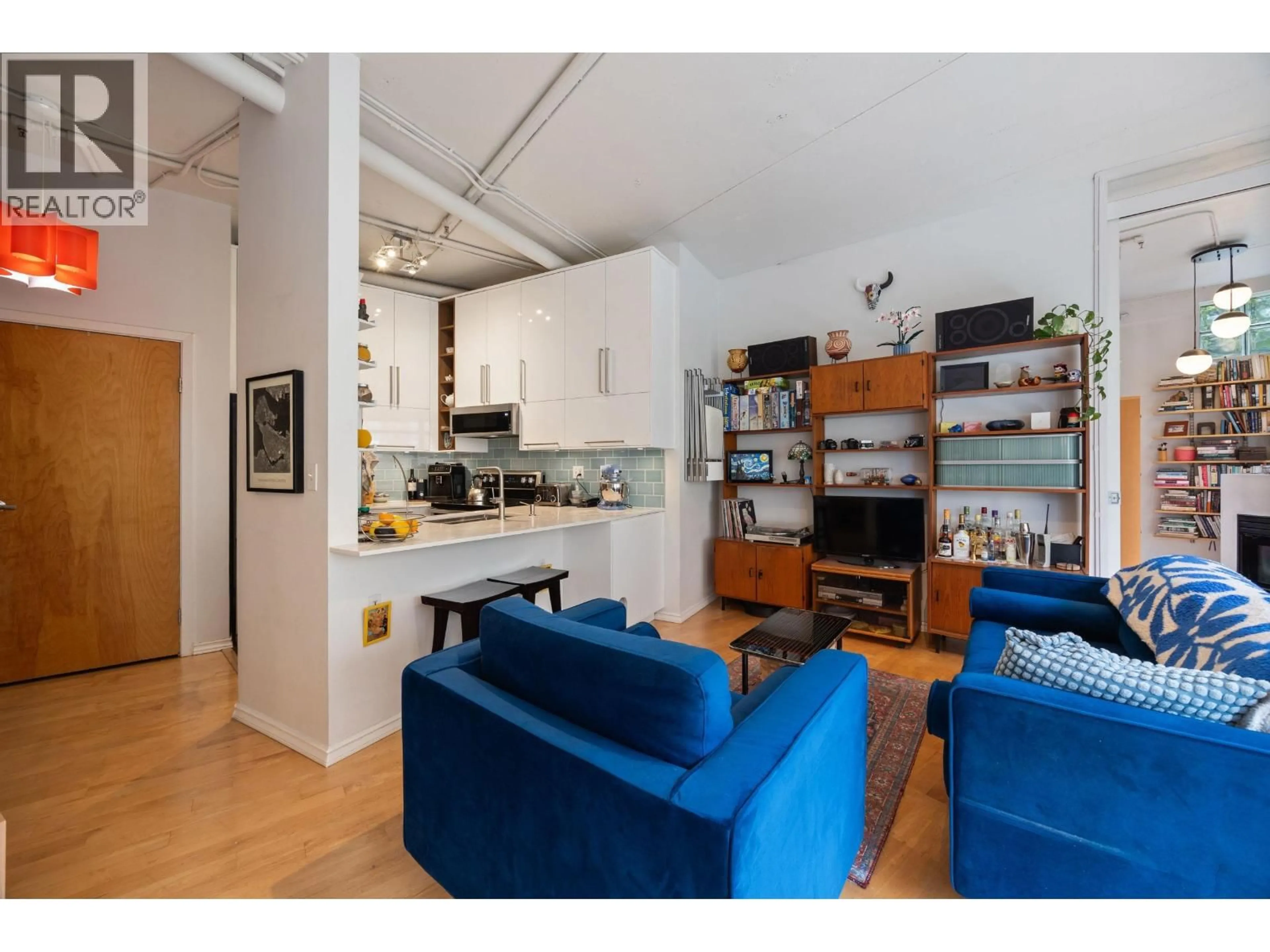 Open concept kitchen, unknown for 301 - 28 POWELL STREET, Vancouver British Columbia V6A1E7