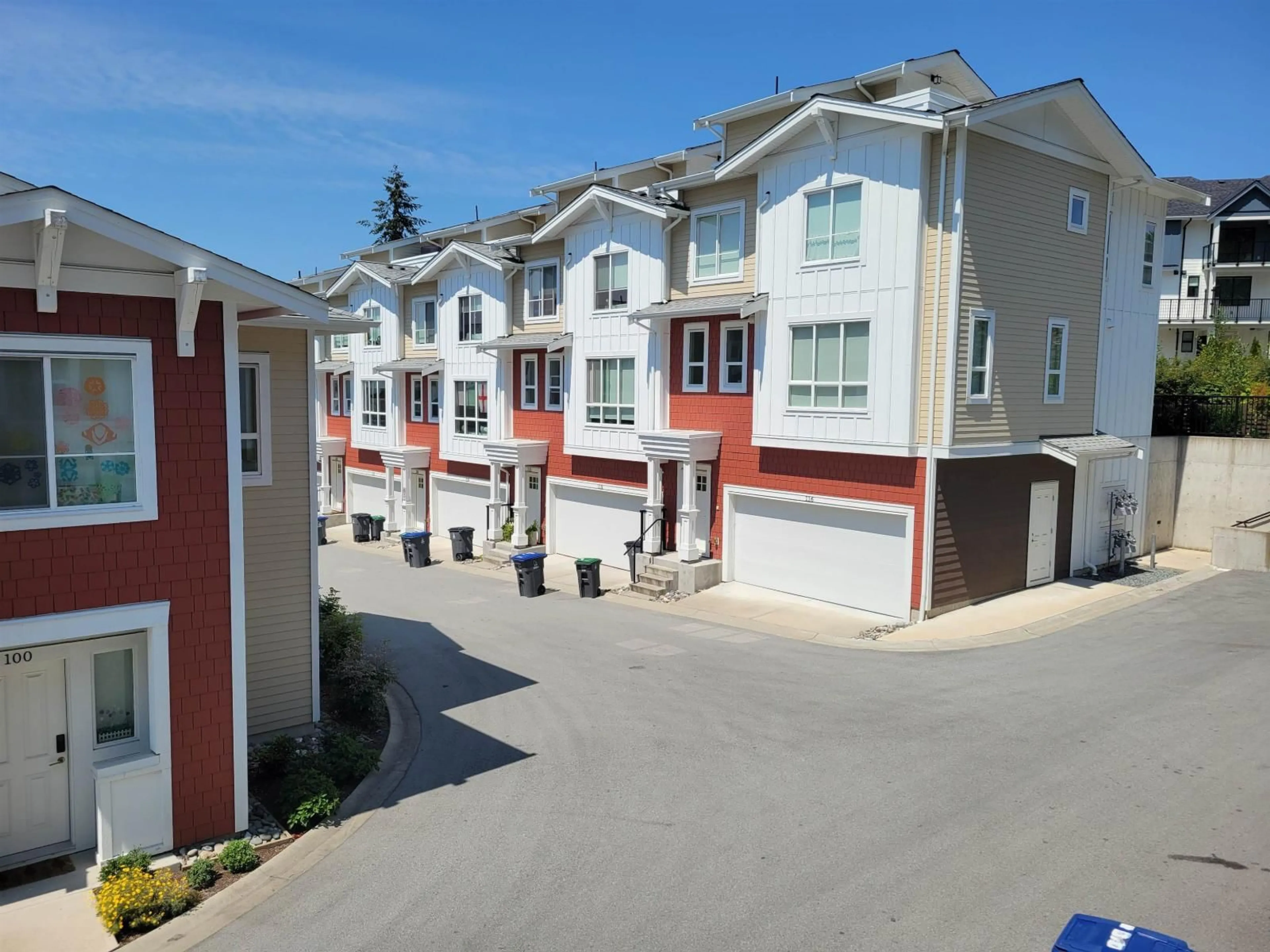 A pic from outside/outdoor area/front of a property/back of a property/a pic from drone, street for 119 - 16561 17A AVENUE, Surrey British Columbia V3Z1J3