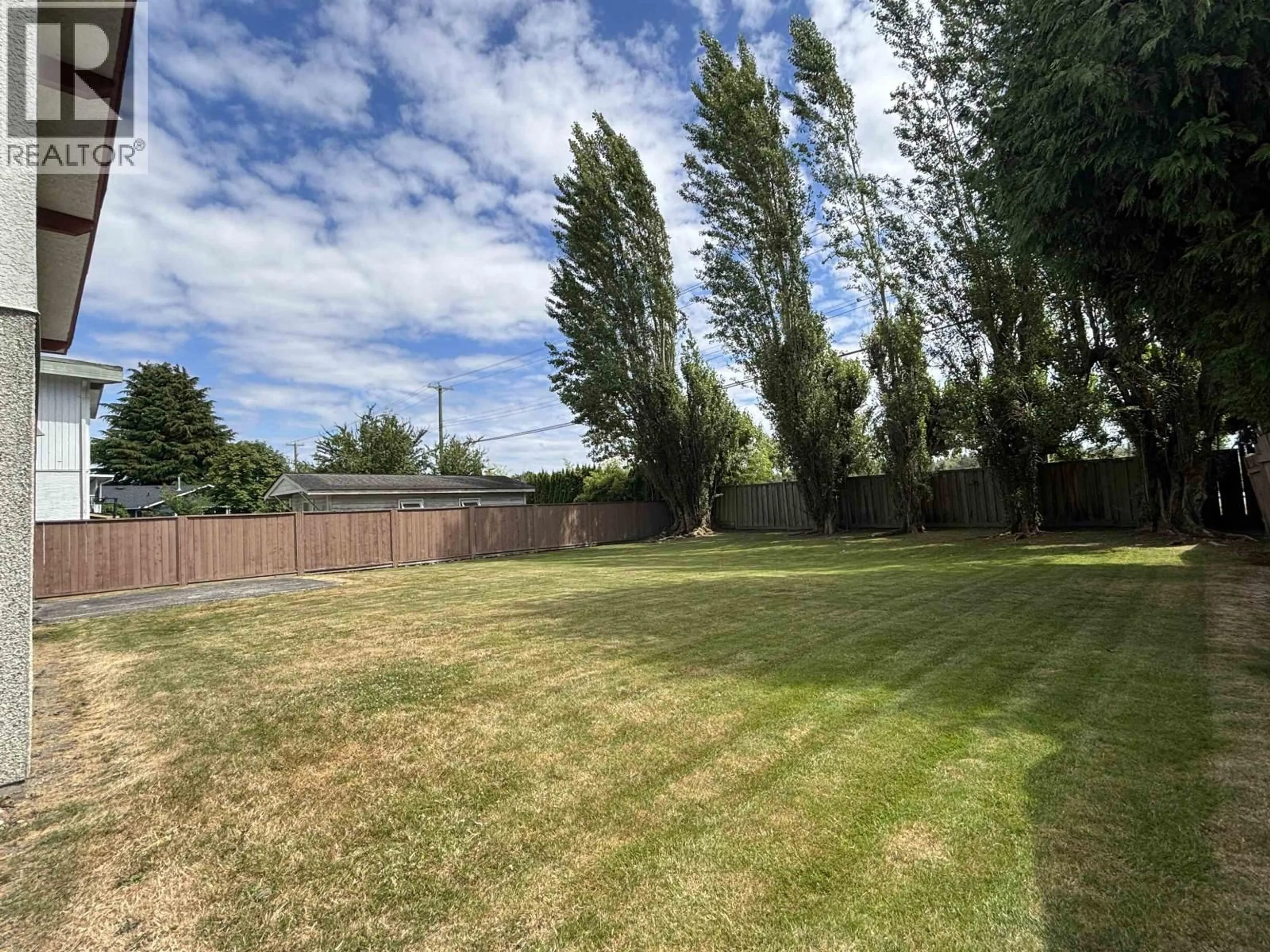 A pic from outside/outdoor area/front of a property/back of a property/a pic from drone, unknown for 6300 CONSTABLE DRIVE, Richmond British Columbia V7E3Y2