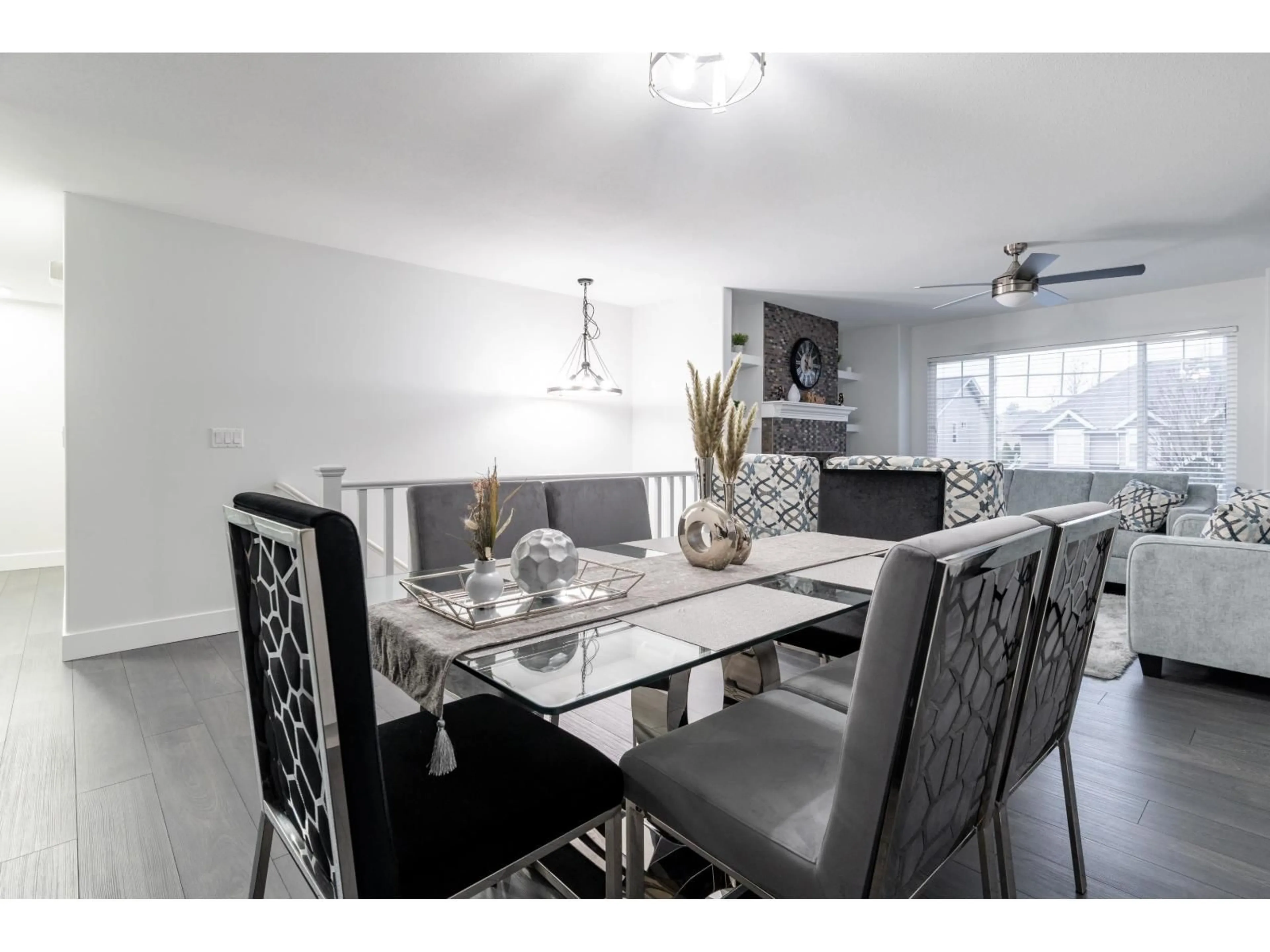 Dining room, wood/laminate floor for 2886 BOXCAR STREET, Abbotsford British Columbia V4X2S5