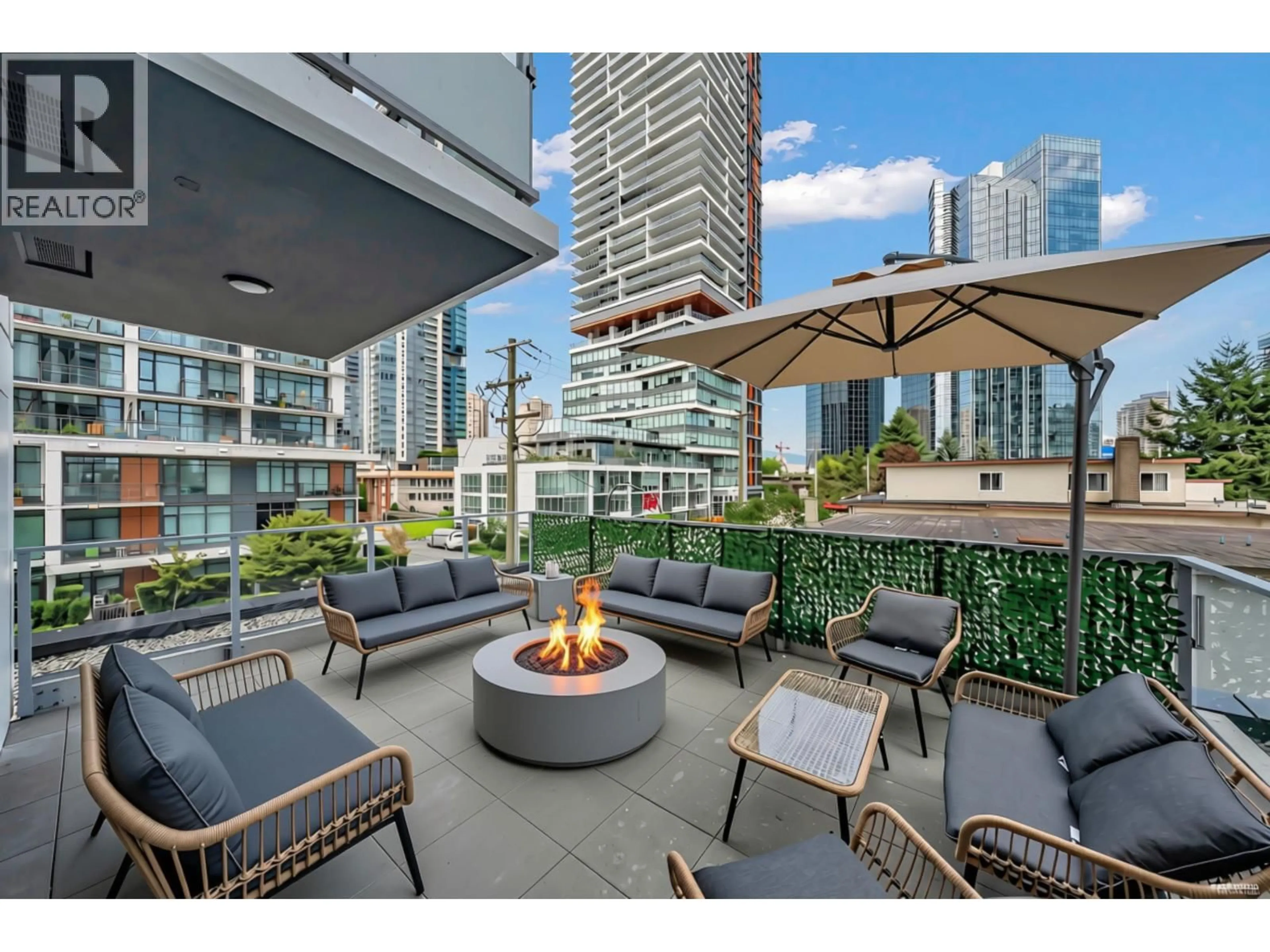Patio, city buildings view from balcony for 304 - 6608 SUSSEX AVENUE, Burnaby British Columbia V5H0M3