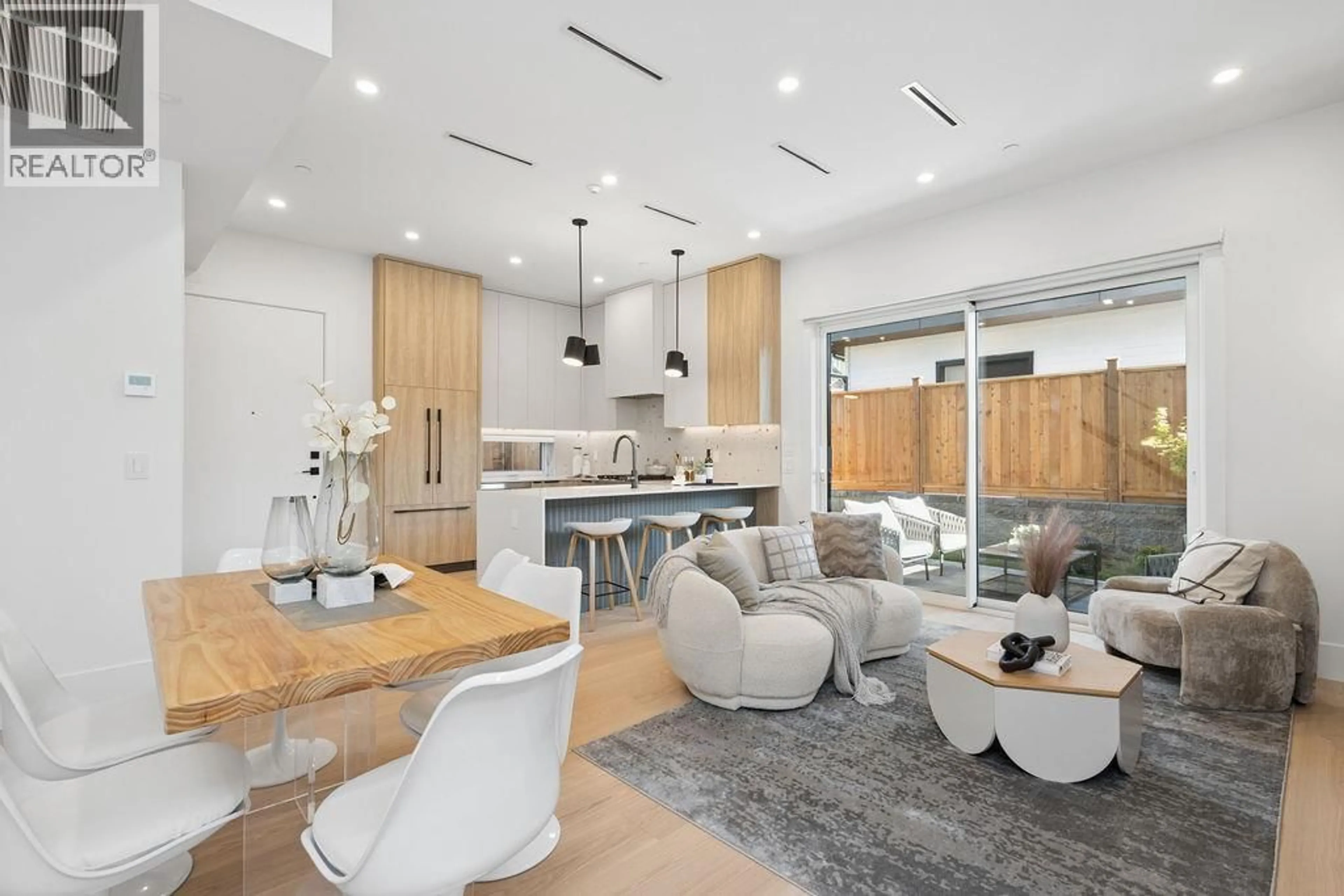 Open concept kitchen, unknown for 2 - 2752 GRAVELEY STREET, Vancouver British Columbia V5K3J8