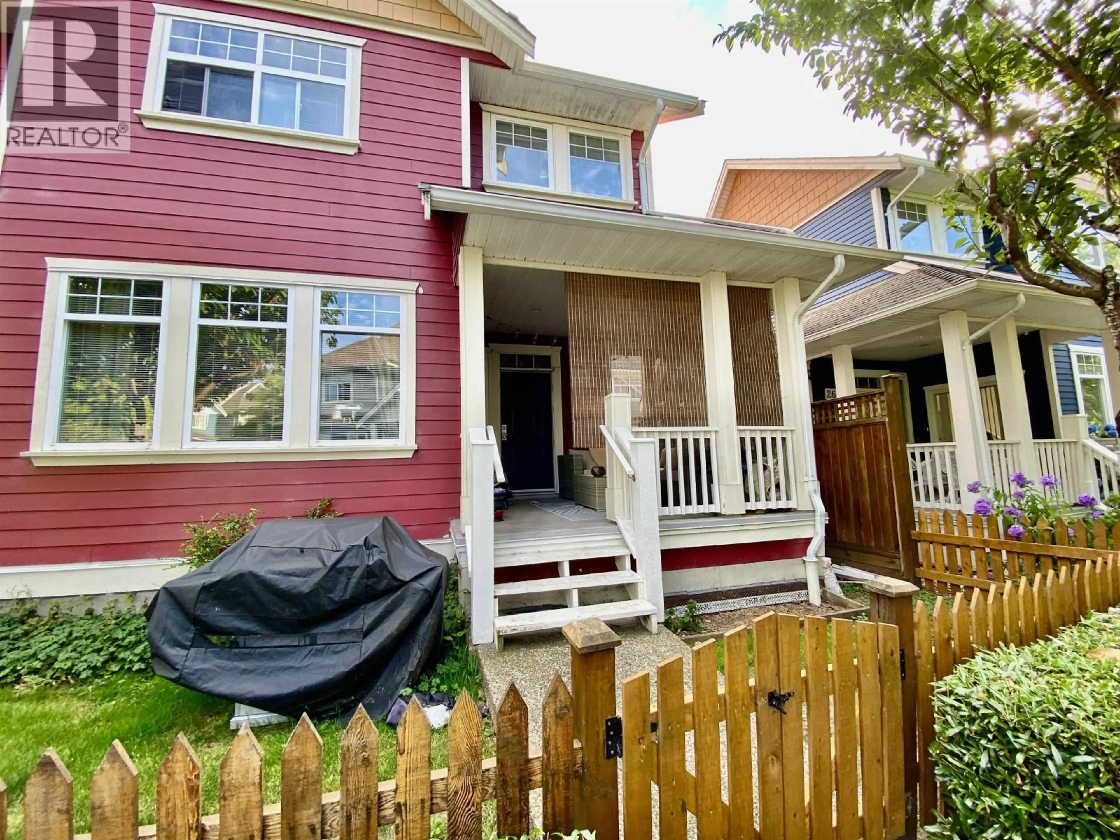 Home with vinyl exterior material, street for 25 - 6431 PRINCESS LANE, Richmond British Columbia V7E6T3
