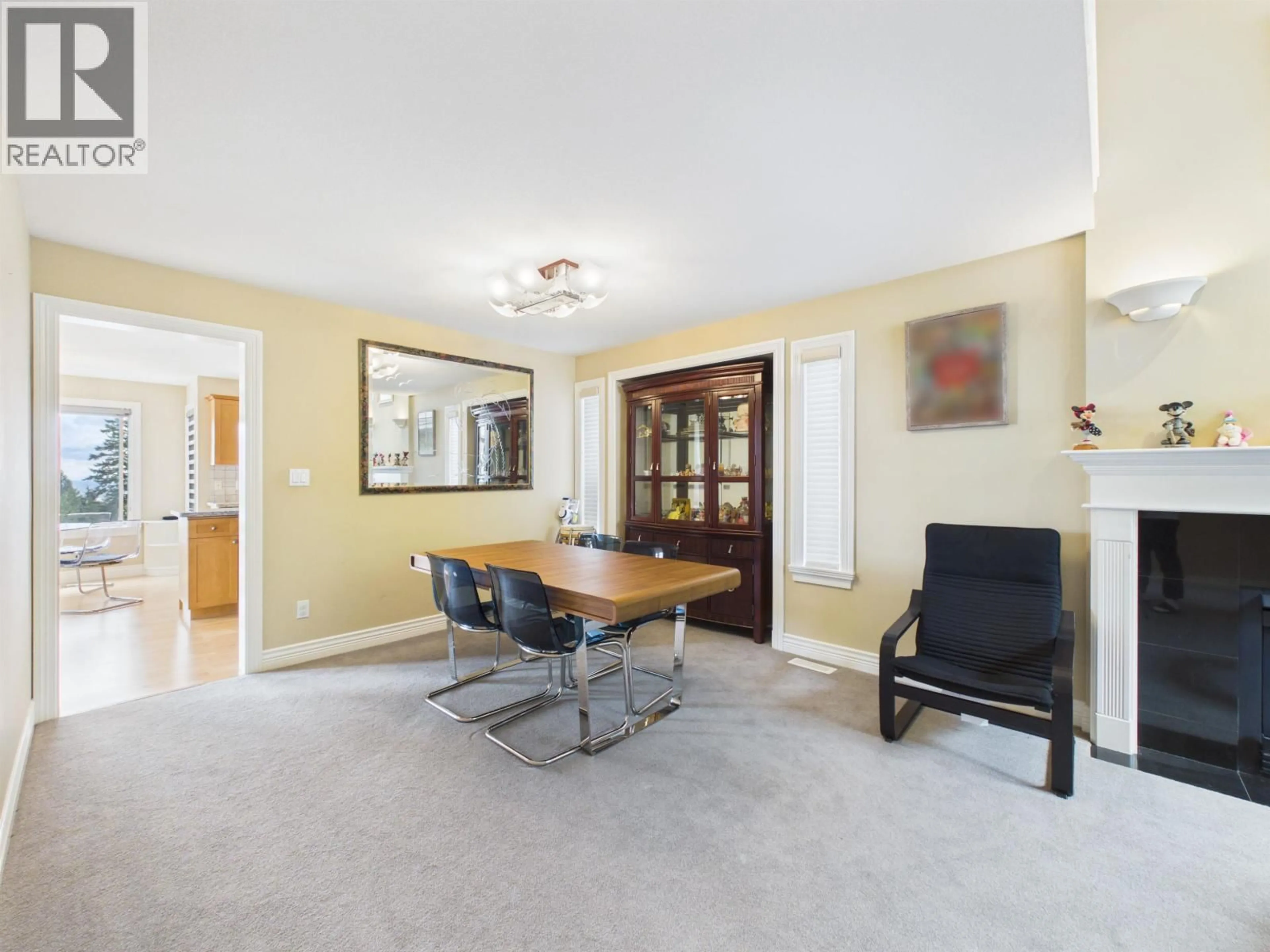 Unknown for 3010 MAPLEWOOD COURT, Coquitlam British Columbia V3E3P3