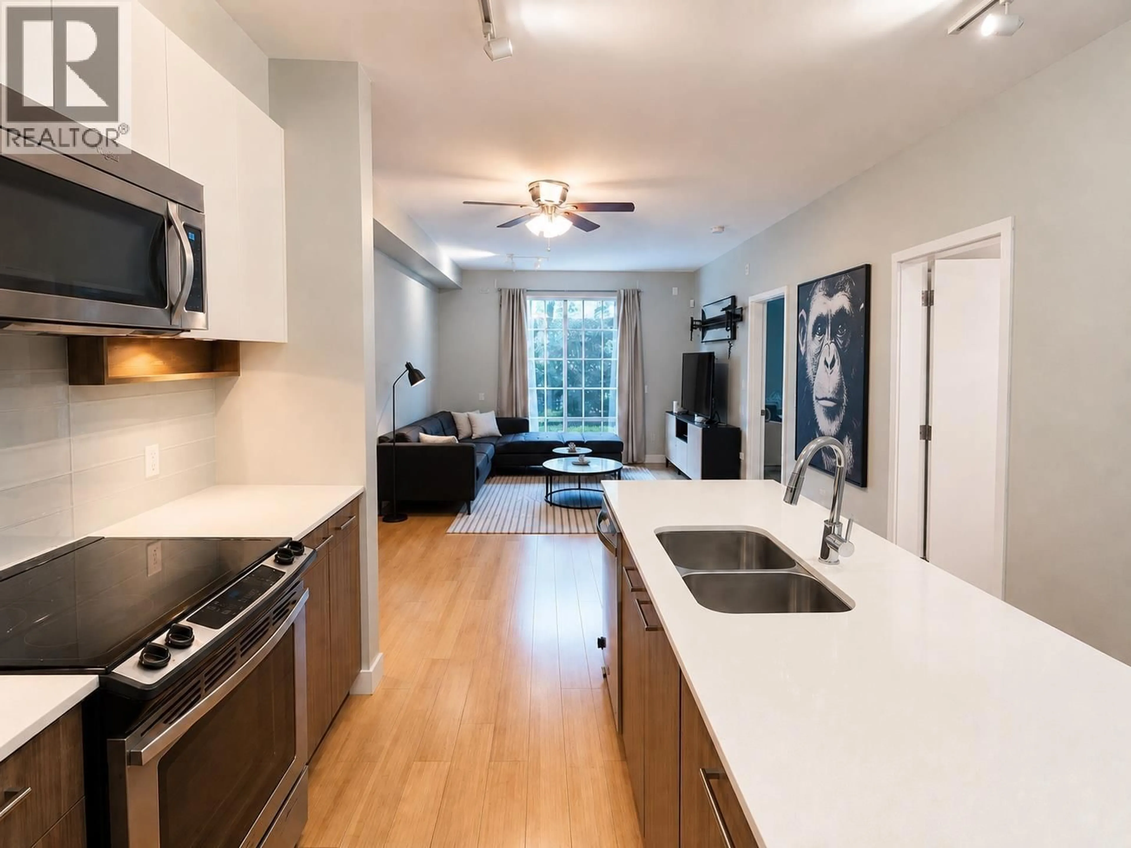 Open concept kitchen, unknown for 113 - 618 COMO LAKE AVENUE, Coquitlam British Columbia V3J0G1
