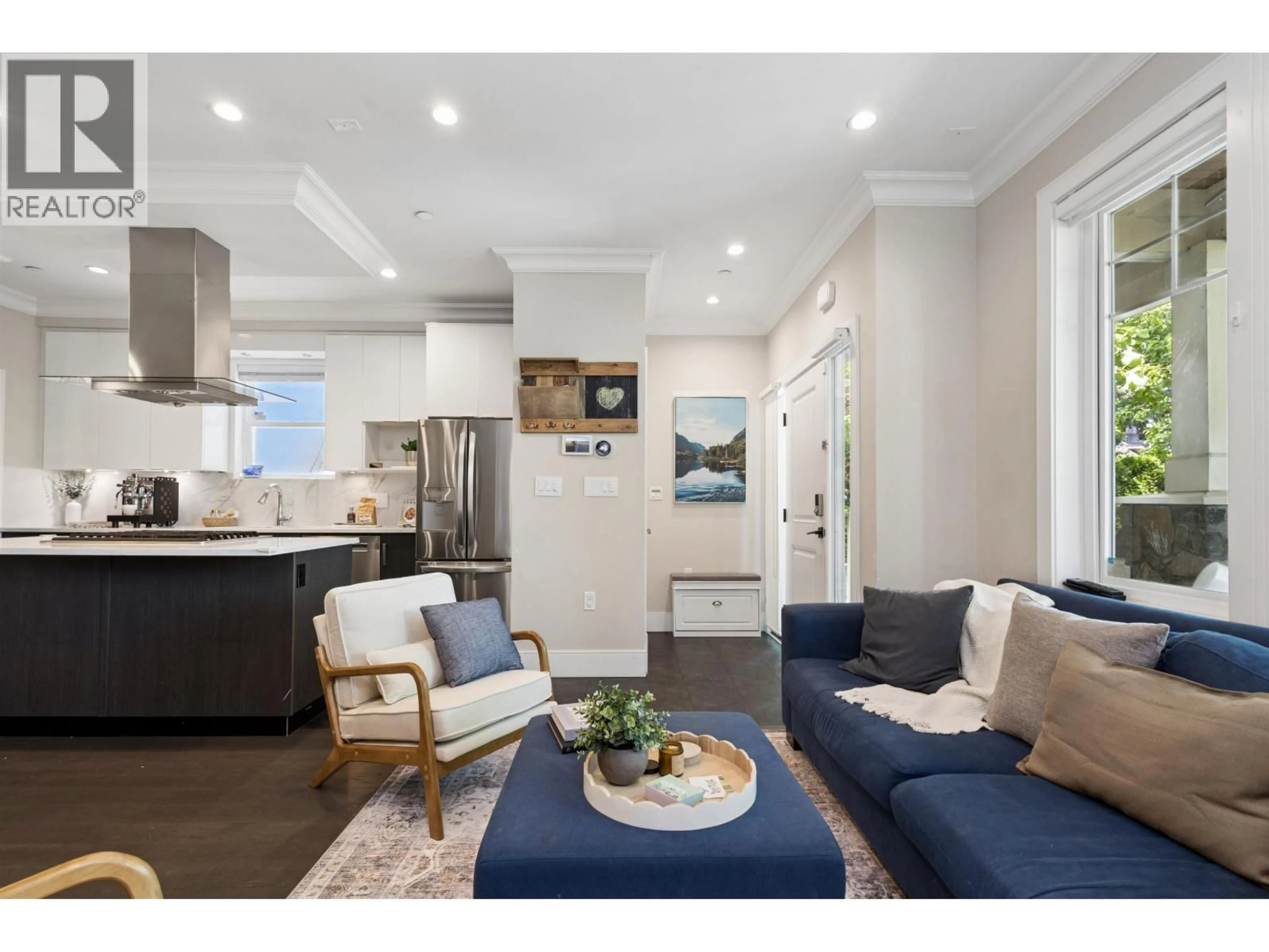 Open concept kitchen, unknown for 1336 23 AVENUE, Vancouver British Columbia V5V1Z2