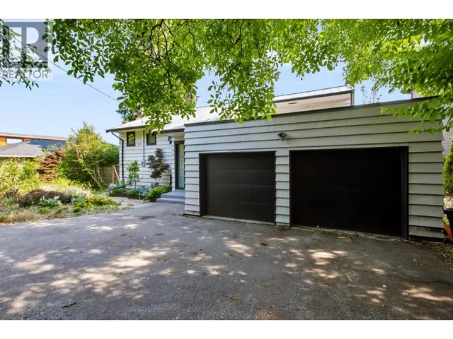 2234 PALMERSTON AVENUE, West Vancouver 4