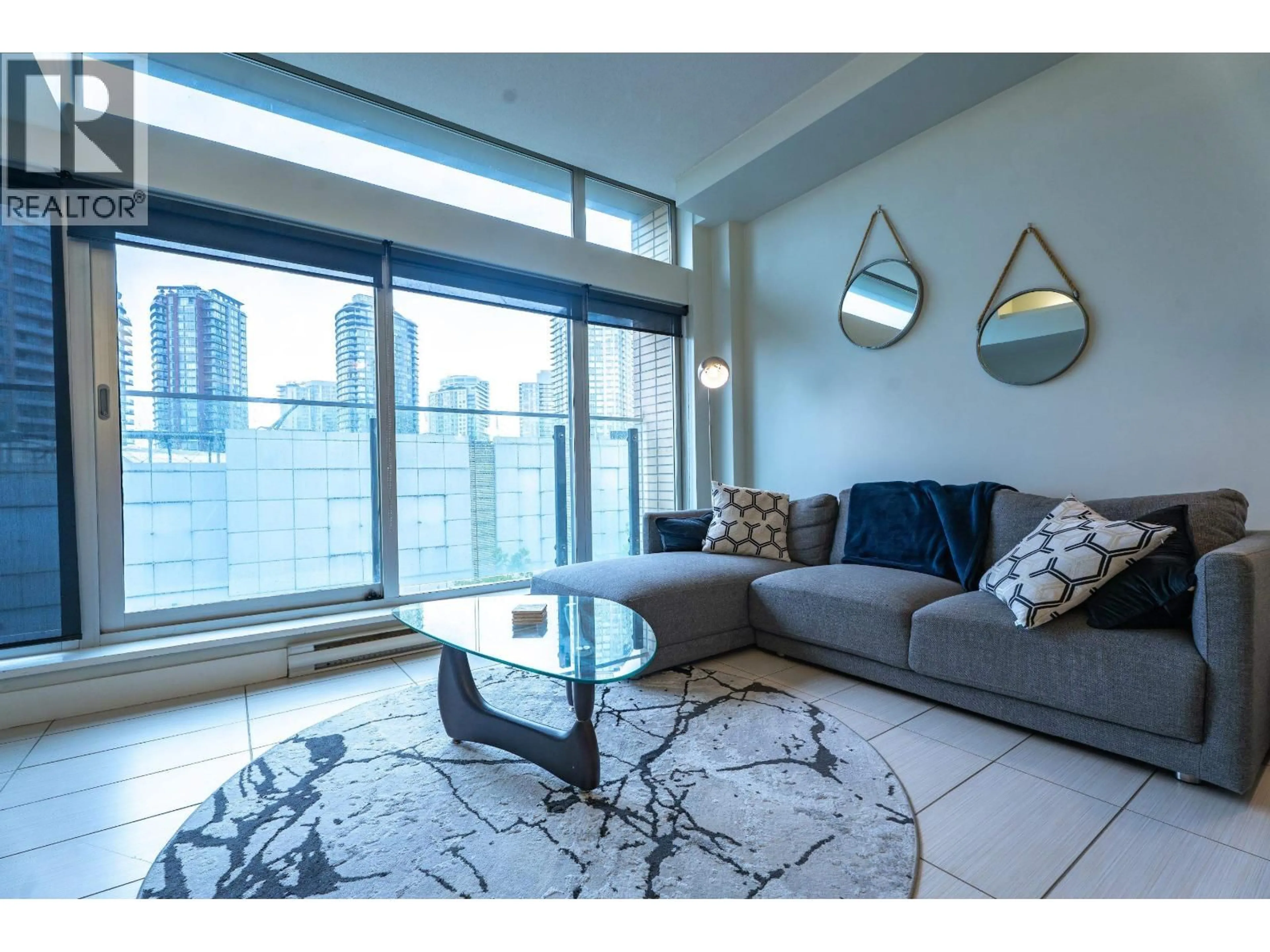 Living room with furniture, unknown for 709 - 33 PENDER STREET, Vancouver British Columbia V6B0E5