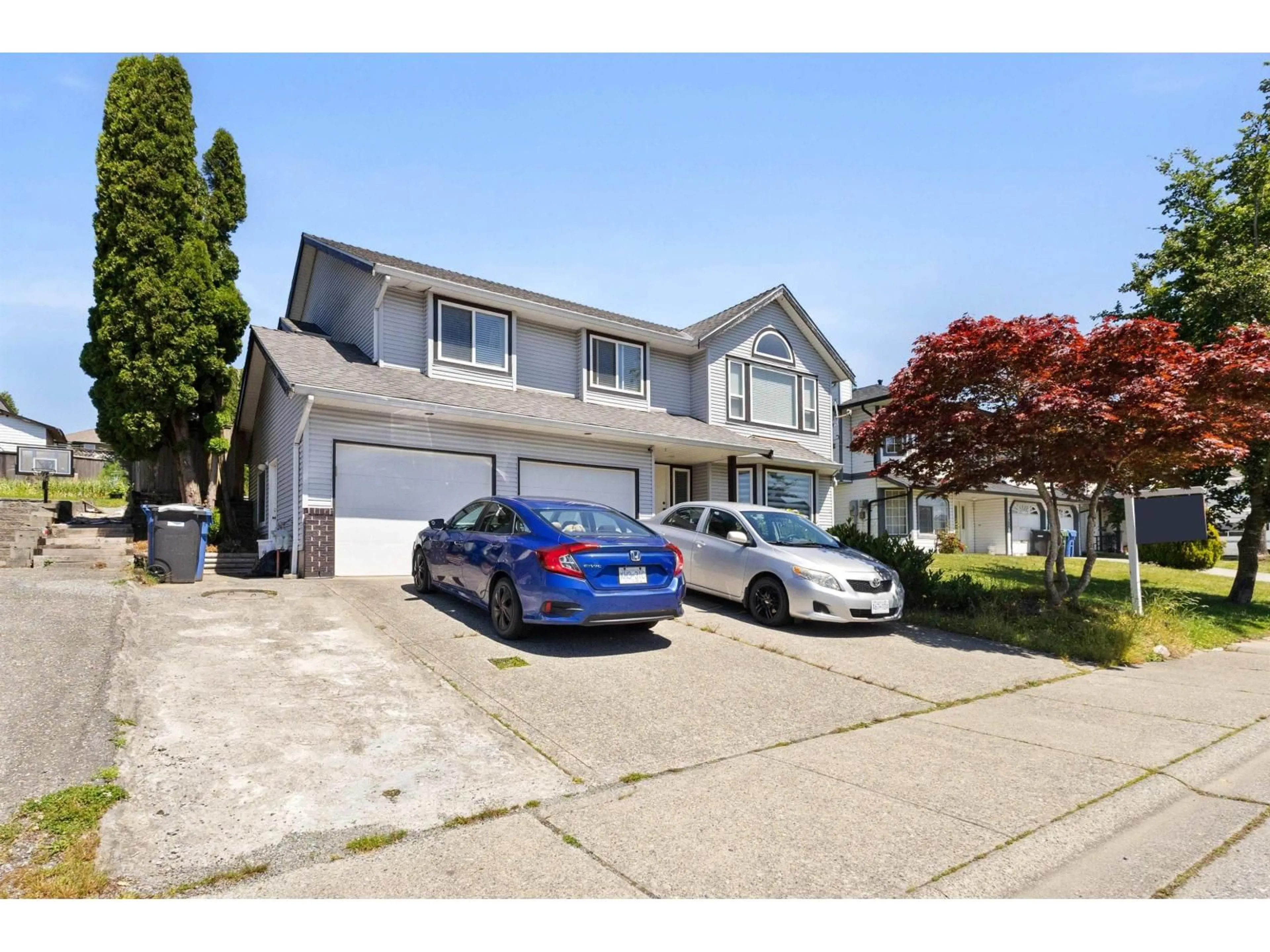 Home with vinyl exterior material, street for 31279 WAGNER DRIVE, Abbotsford British Columbia V2T5G1