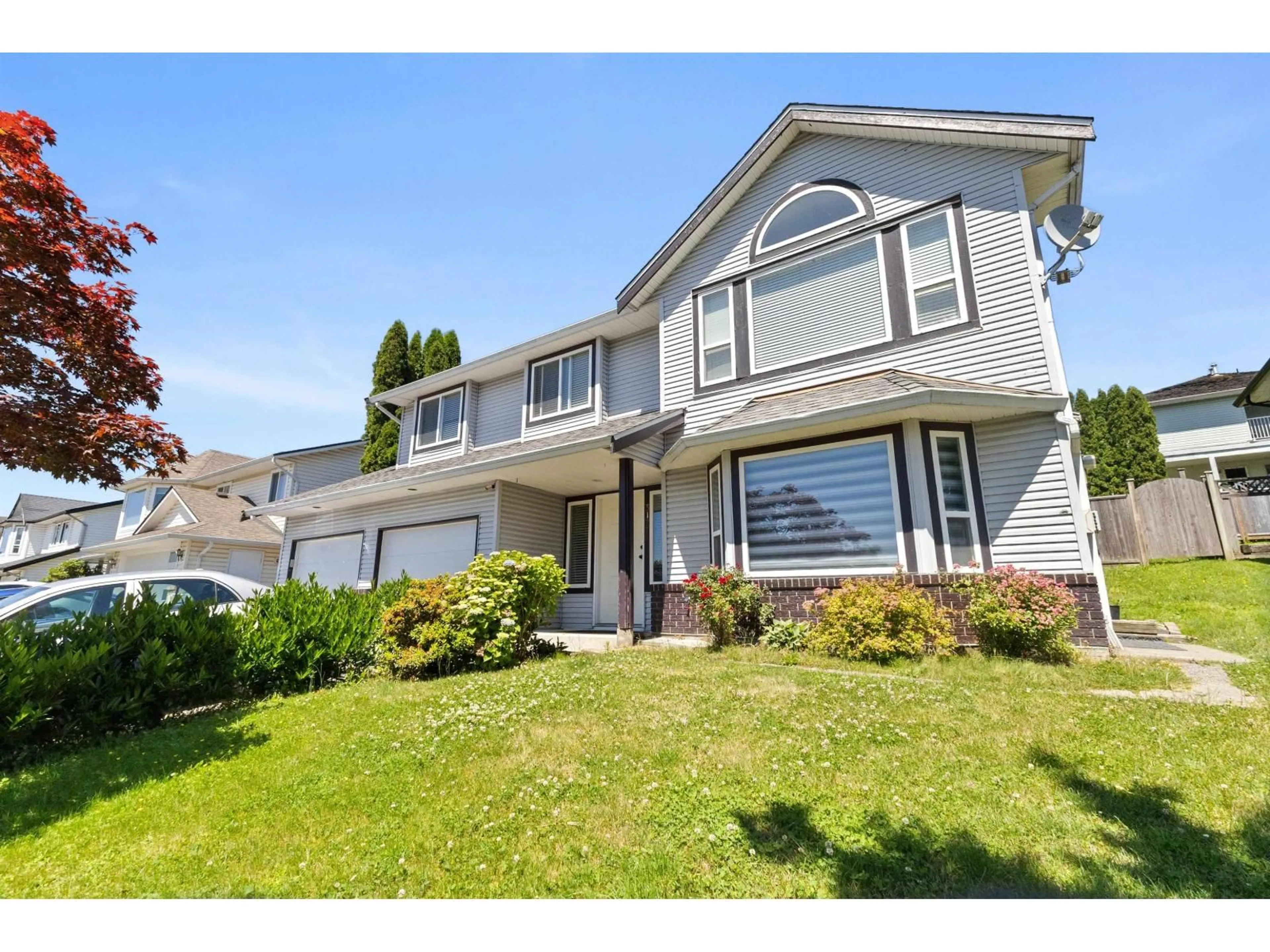 Home with vinyl exterior material, street for 31279 WAGNER DRIVE, Abbotsford British Columbia V2T5G1