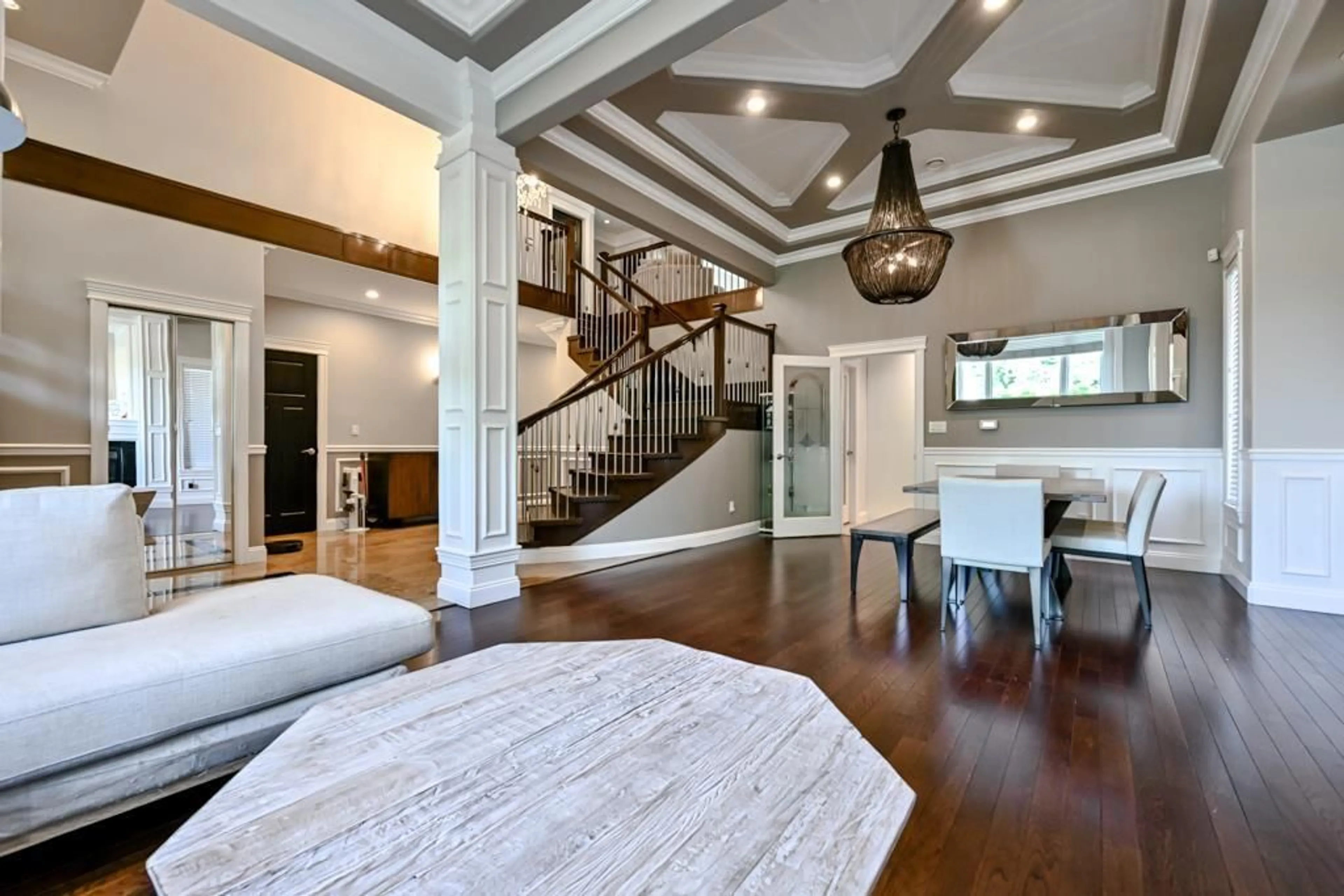 Unknown for 15460 111 AVENUE, Surrey British Columbia V3R0W6