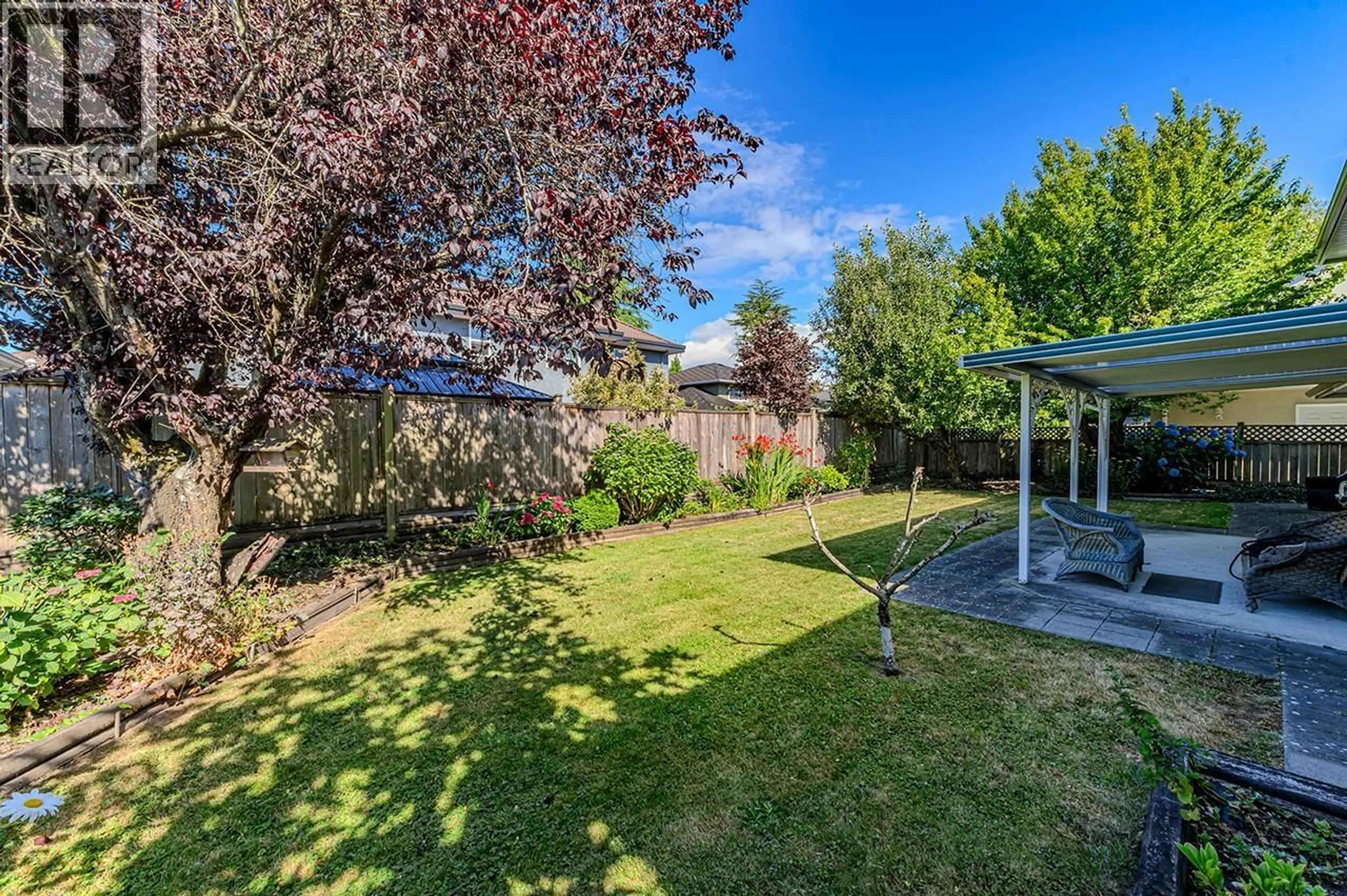 A pic from outside/outdoor area/front of a property/back of a property/a pic from drone, unknown for 8511 LITTLEMORE PLACE, Richmond British Columbia V7C3Y7