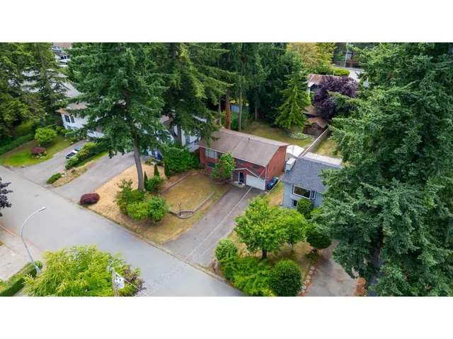 2235 152A STREET, Surrey 2