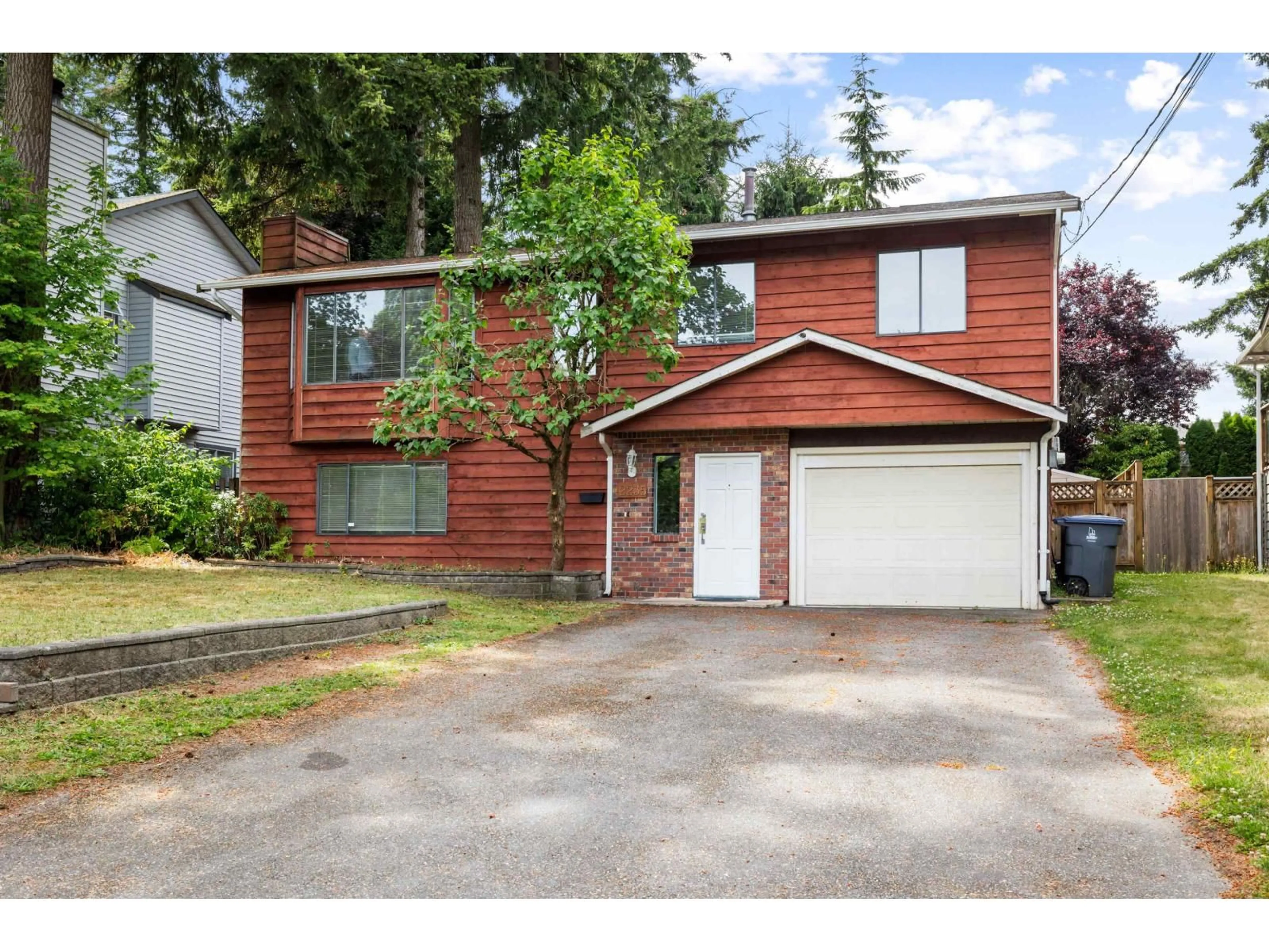 Home with vinyl exterior material, street for 2235 152A STREET, Surrey British Columbia V4A4P9