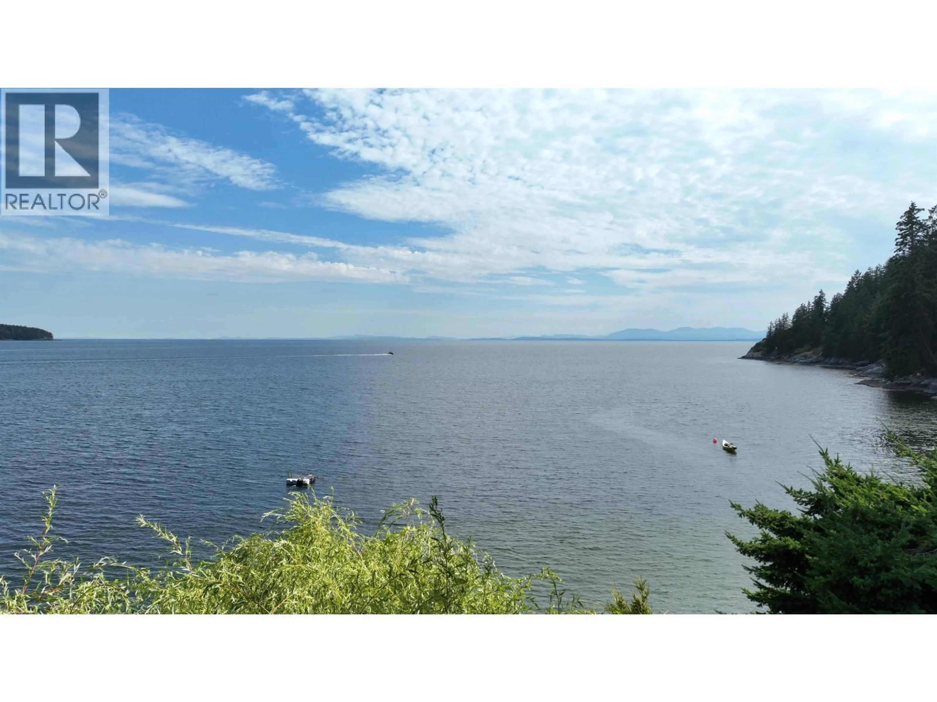 Blurry image for 735 FRANKLIN ROAD, Gibsons British Columbia V0N1V8