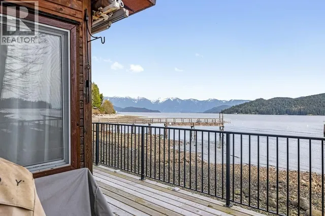 790 MARINE DRIVE, Gibsons 5