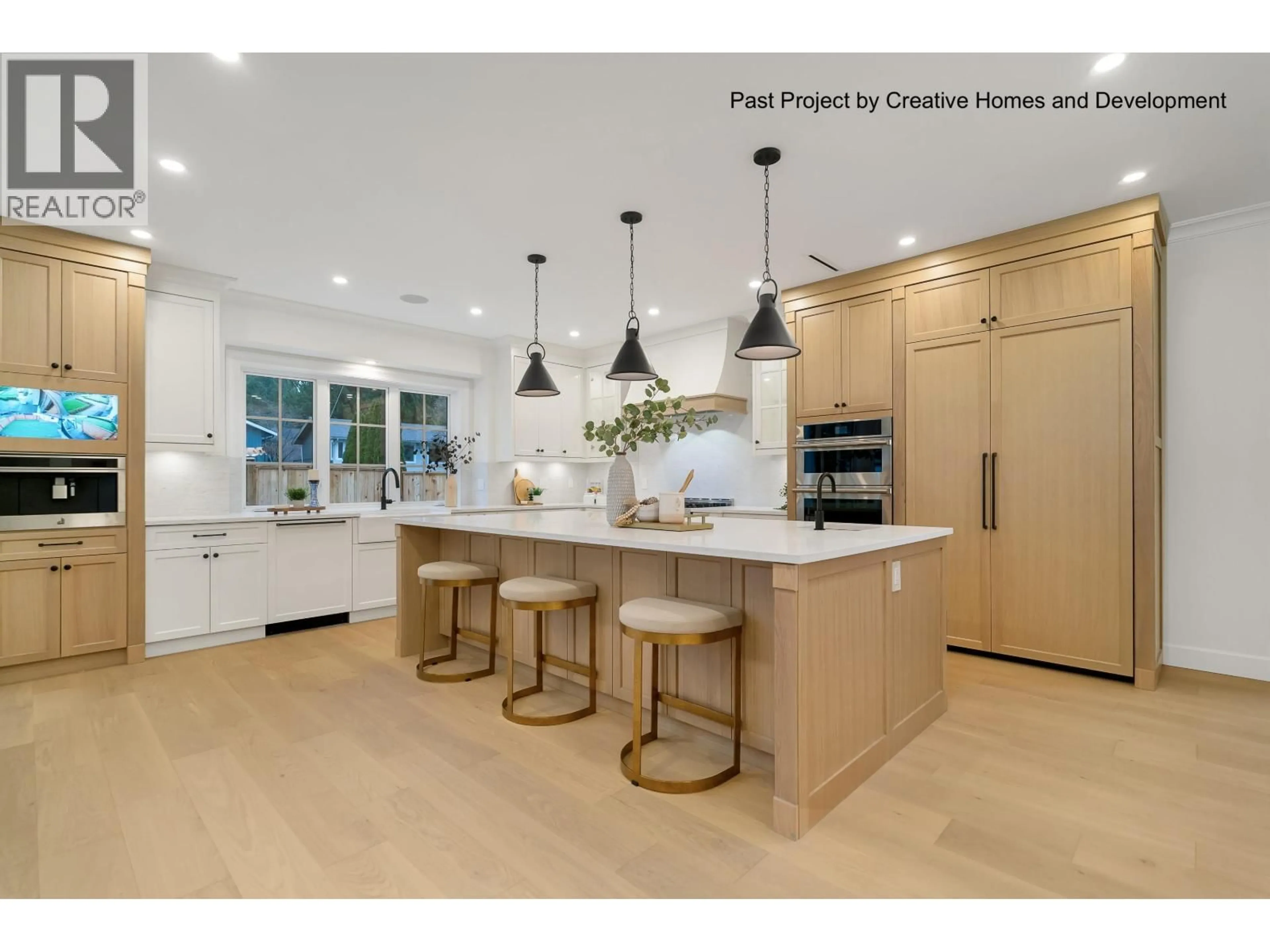 Open concept kitchen, ceramic/tile floor for 304 QUEENS ROAD, North Vancouver British Columbia V7N2K5