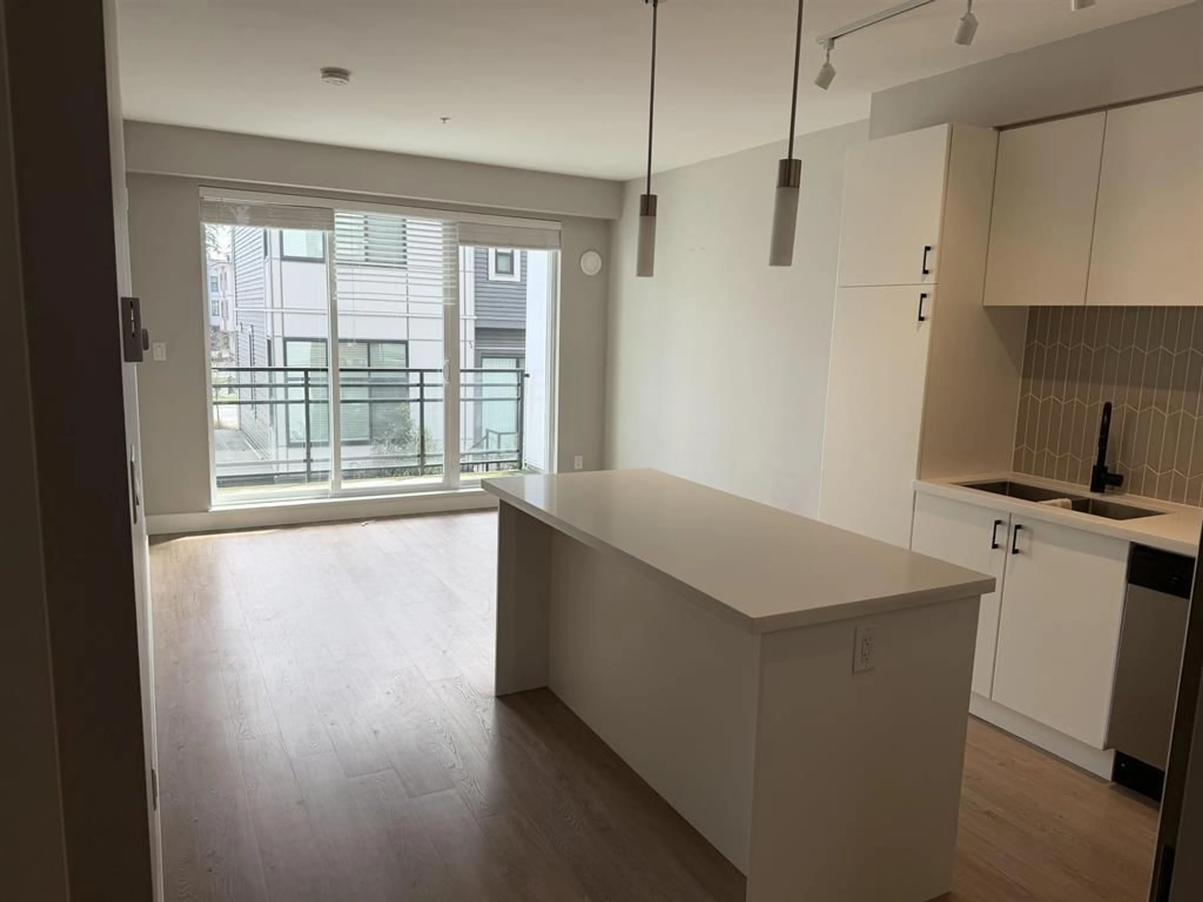 Open concept kitchen, unknown for B302 - 20838 78B AVENUE, Langley British Columbia V2Y3M2