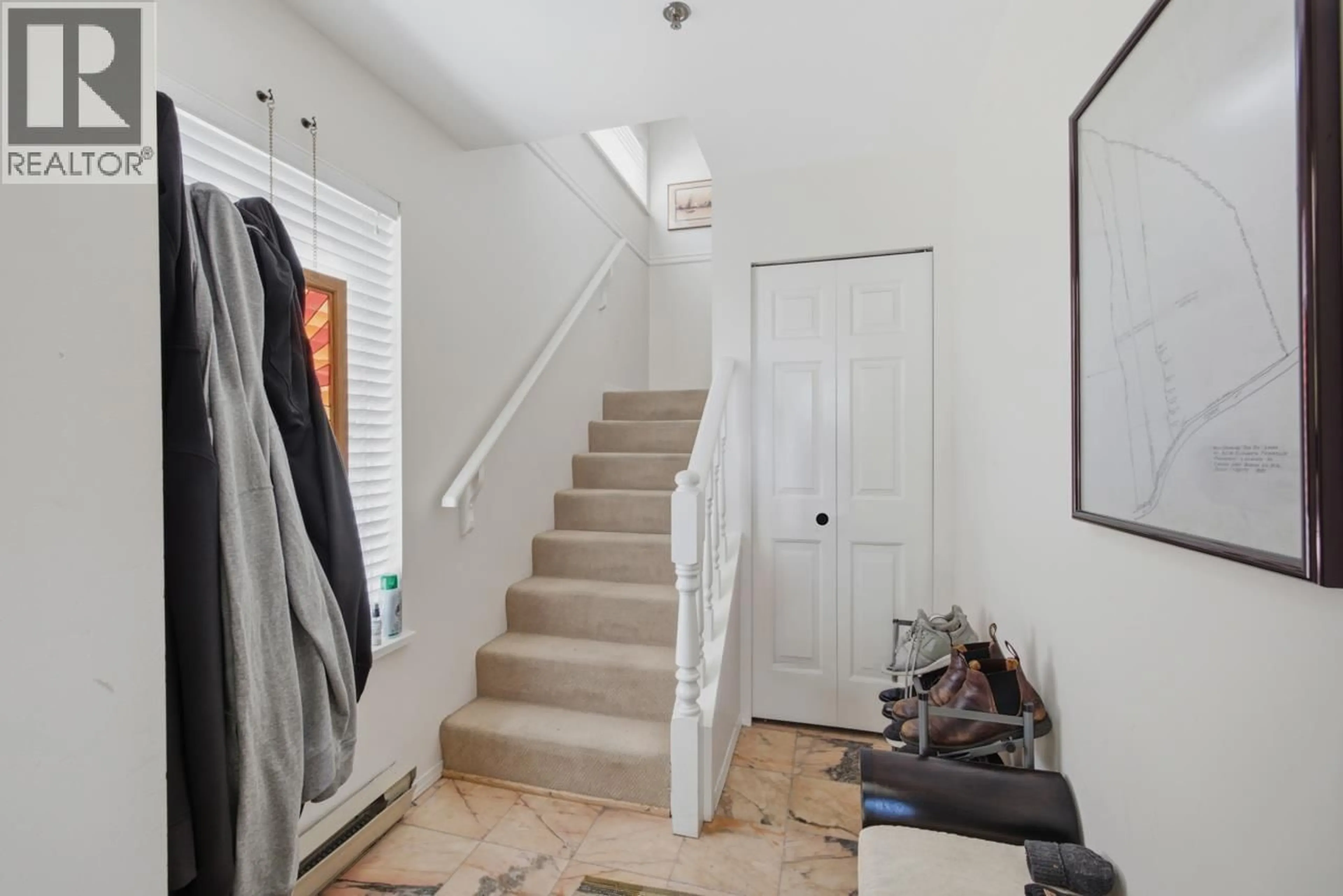 Unknown for 5 - 4149 SOPHIA STREET, Vancouver British Columbia V5V3V4