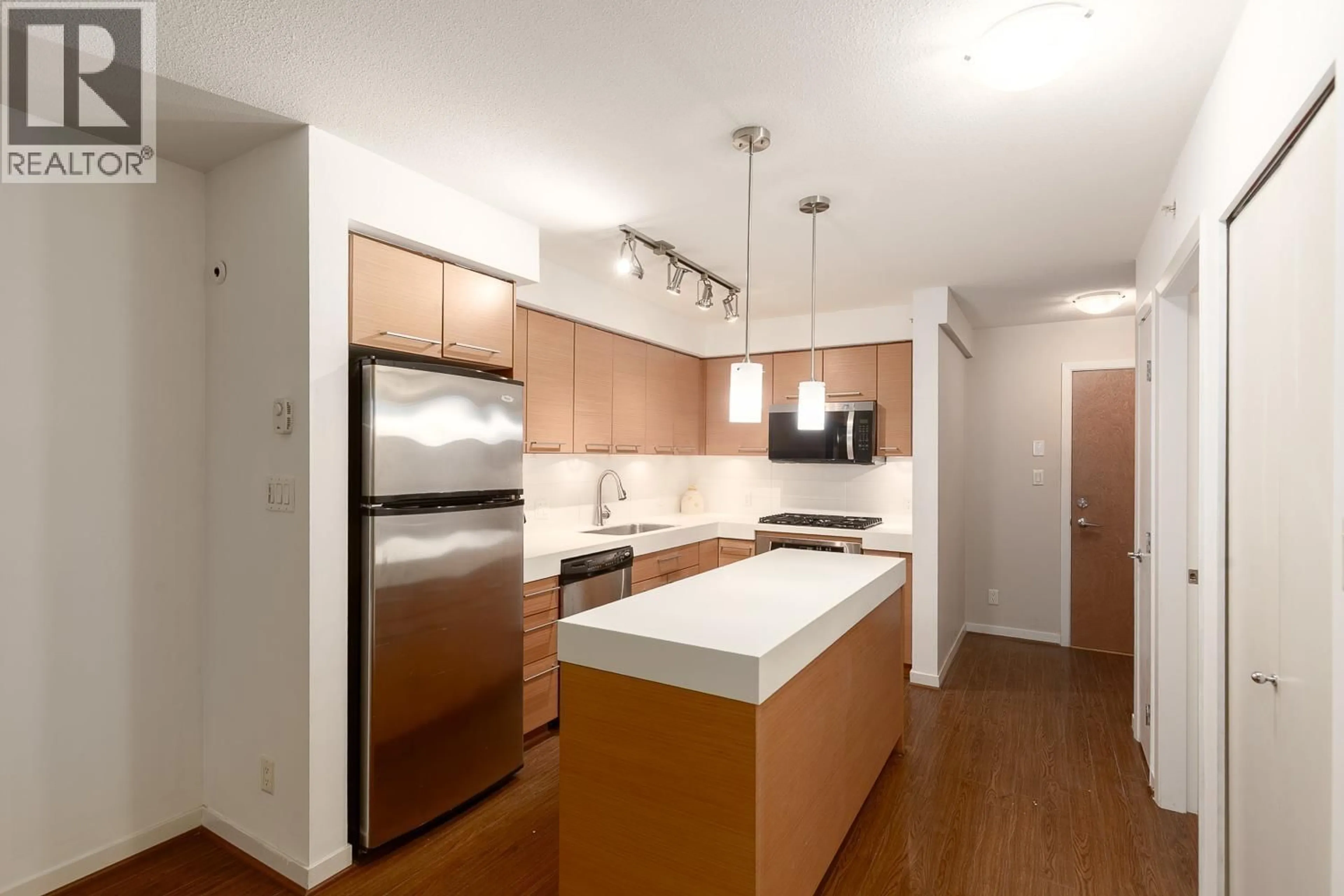 Standard kitchen, unknown for 408 - 2770 SOPHIA STREET, Vancouver British Columbia V5T0A4