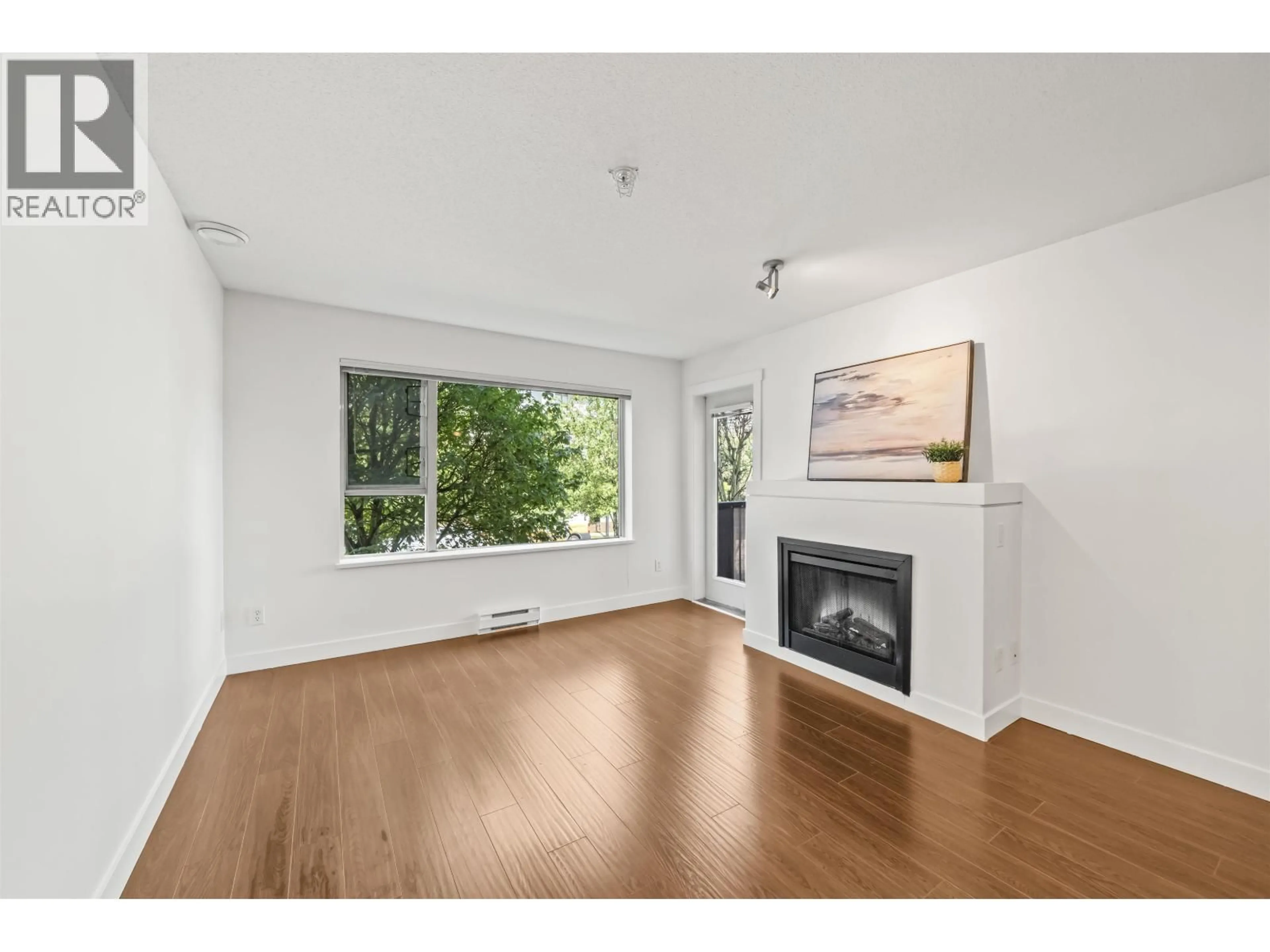 A pic of a room for 216 - 4728 DAWSON STREET, Burnaby British Columbia V5C0A9