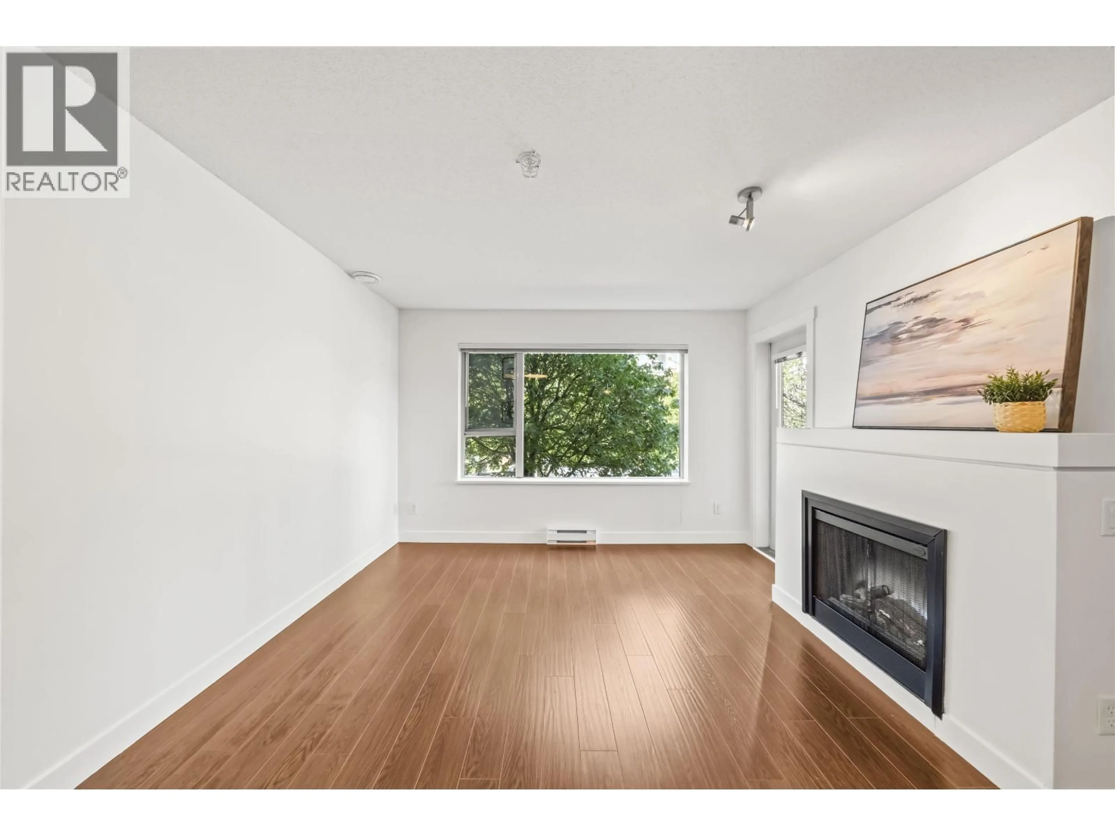 A pic of a room for 216 - 4728 DAWSON STREET, Burnaby British Columbia V5C0A9