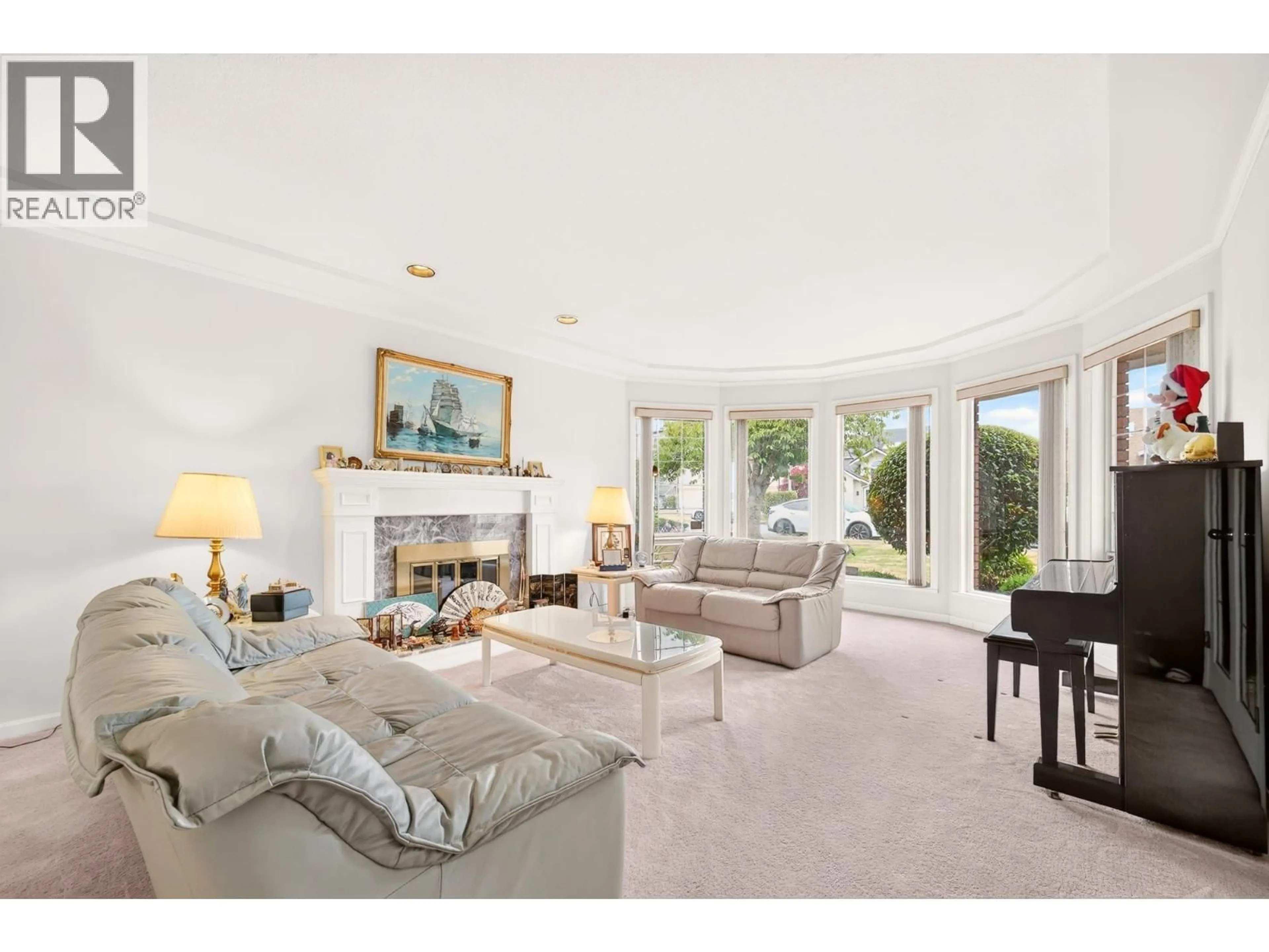 Living room with furniture, unknown for 9280 DAYTON AVENUE, Richmond British Columbia V6Y1C9