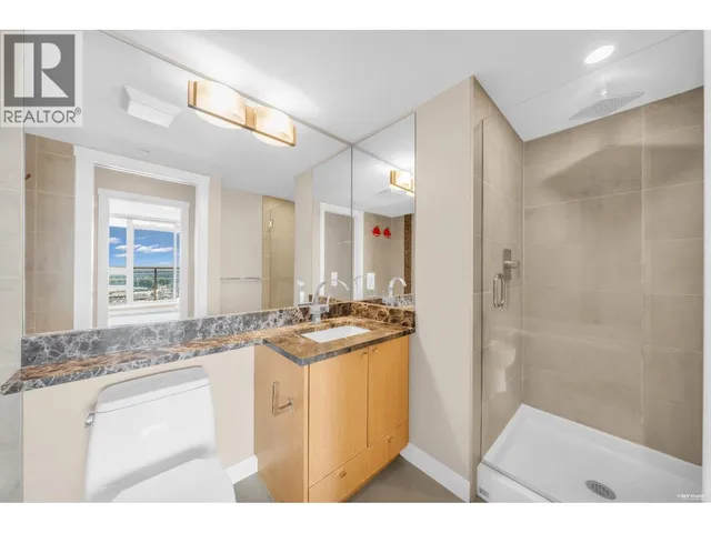 2805 - 2978 GLEN DRIVE, Coquitlam 5