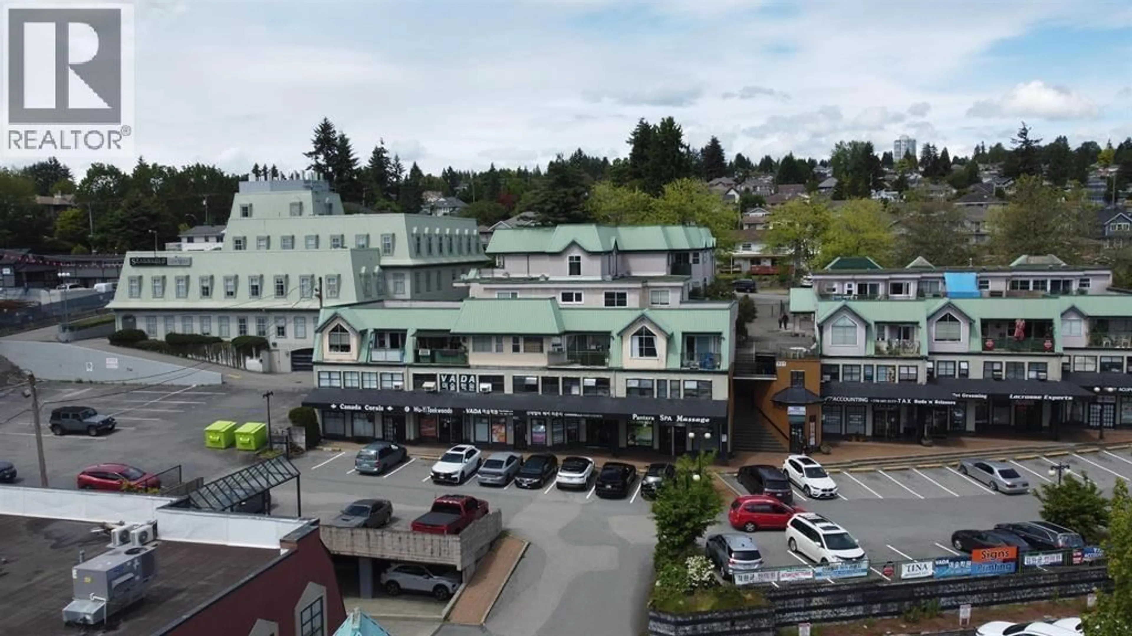 A pic from outside/outdoor area/front of a property/back of a property/a pic from drone, unknown for 115 - 918 RODERICK AVENUE, Coquitlam British Columbia V3K1R1