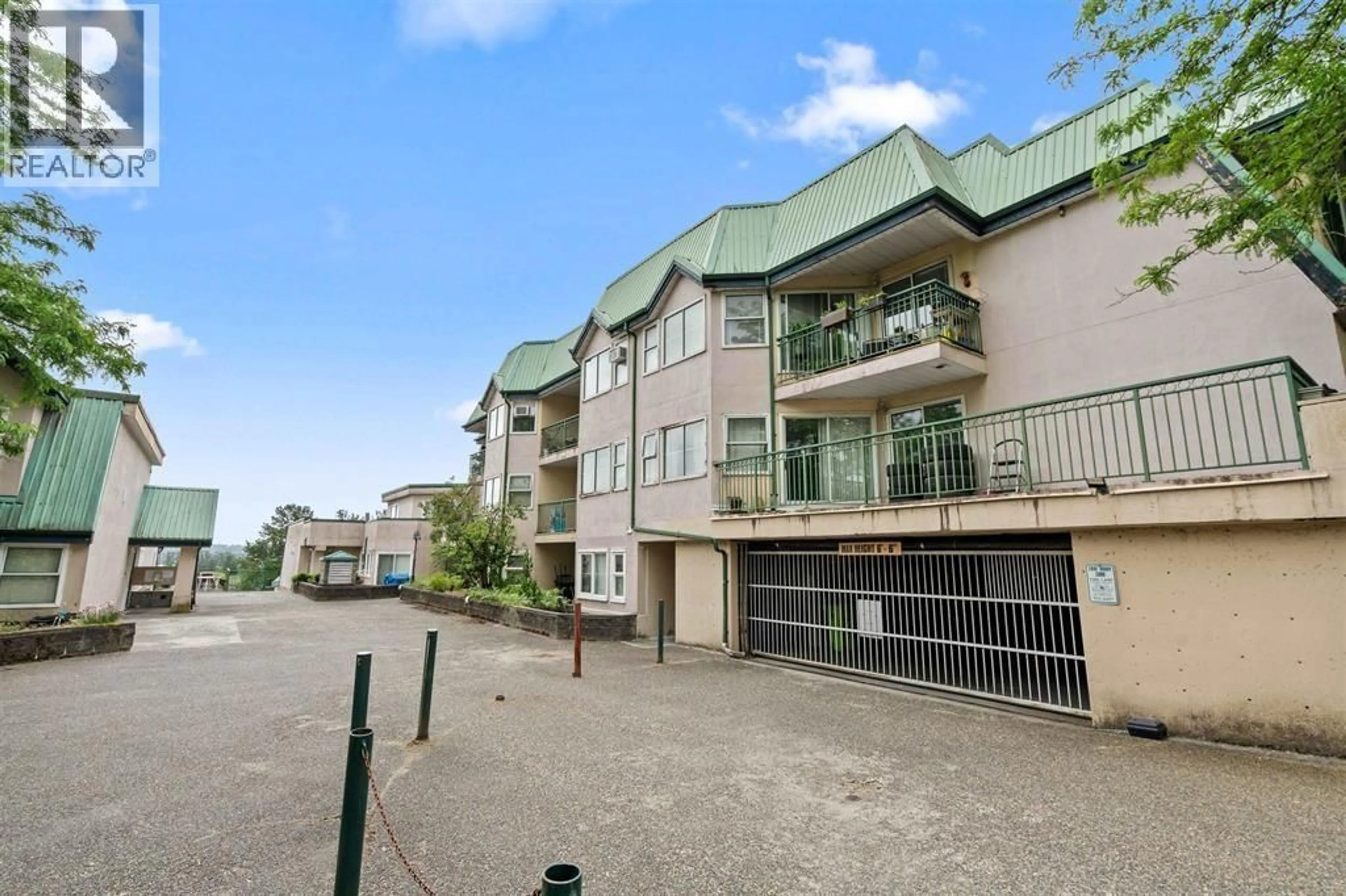 A pic from outside/outdoor area/front of a property/back of a property/a pic from drone, city buildings view from balcony for 115 - 918 RODERICK AVENUE, Coquitlam British Columbia V3K1R1