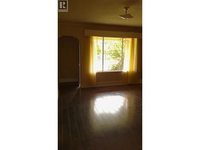 2561 MCGILL STREET, Vancouver 2