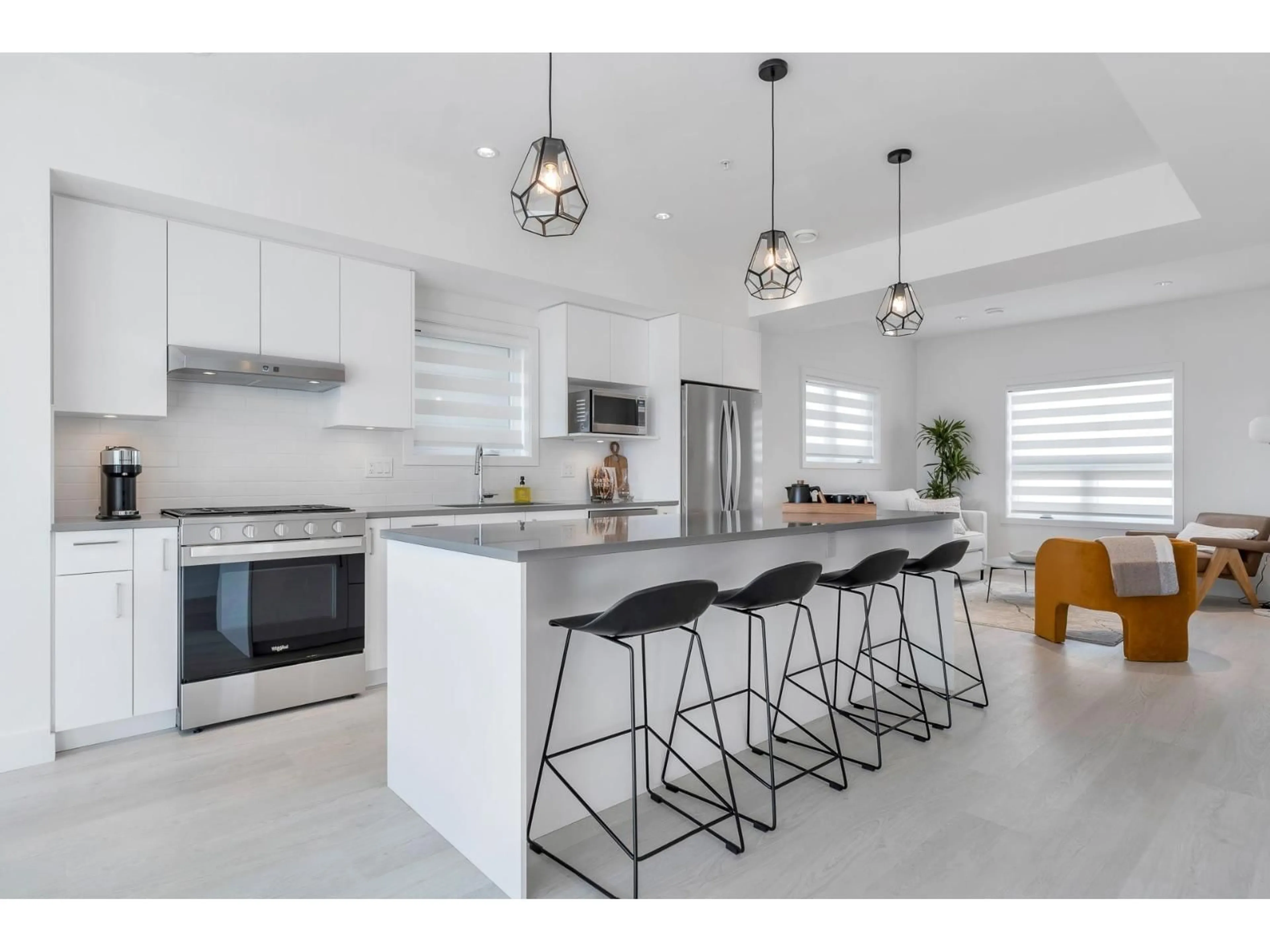 Open concept kitchen, ceramic/tile floor for 77 - 7381 PRESTON BOULEVARD, Mission British Columbia V2V1C5