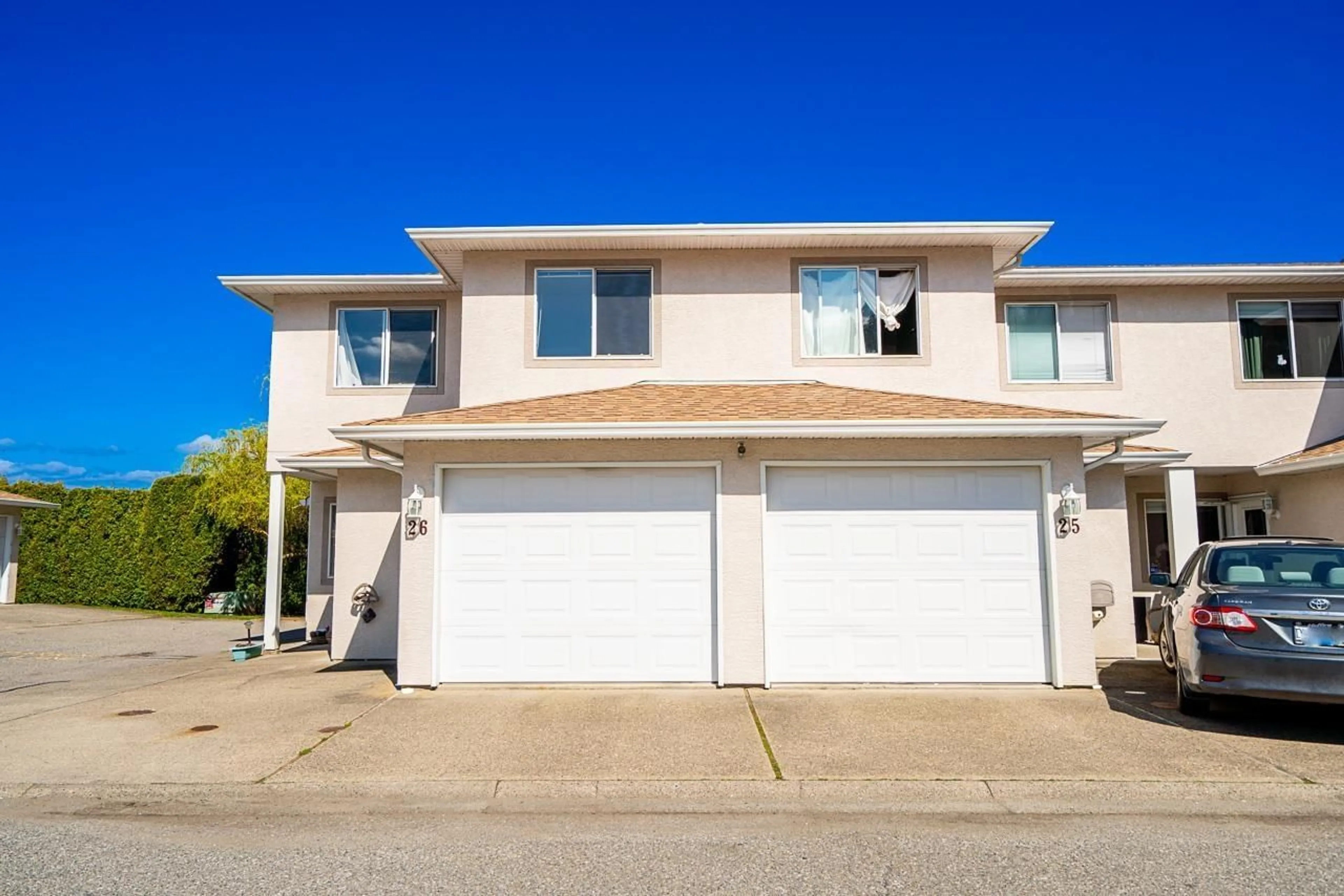 Home with vinyl exterior material, street for 26 - 5536 VEDDER ROAD, Chilliwack British Columbia V2R3X5