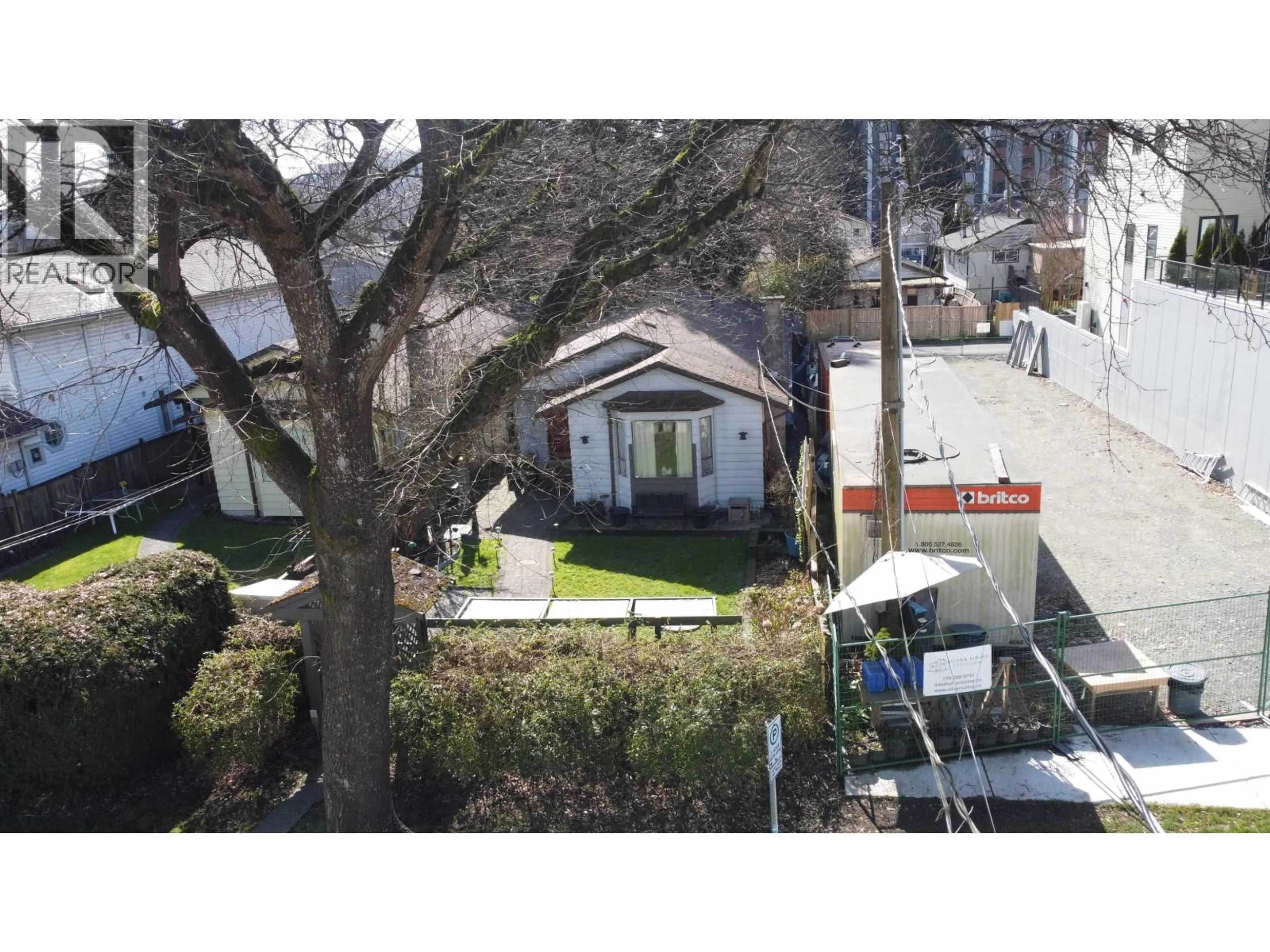A pic from outside/outdoor area/front of a property/back of a property/a pic from drone, street for 1551 RUPERT STREET, North Vancouver British Columbia V7J1G3