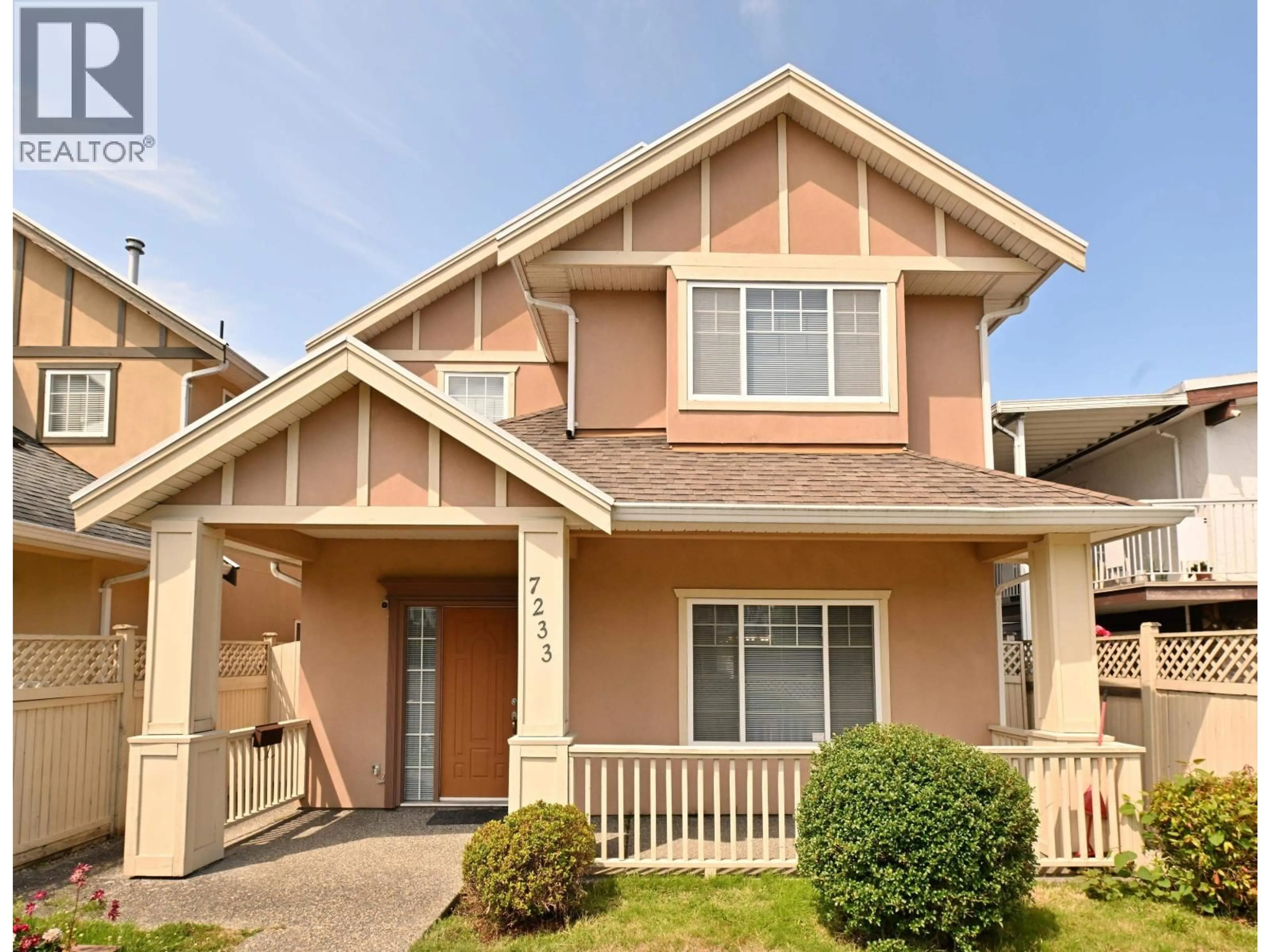 Home with vinyl exterior material, street for 7233 WILLIAMS ROAD, Richmond British Columbia V7A1E8