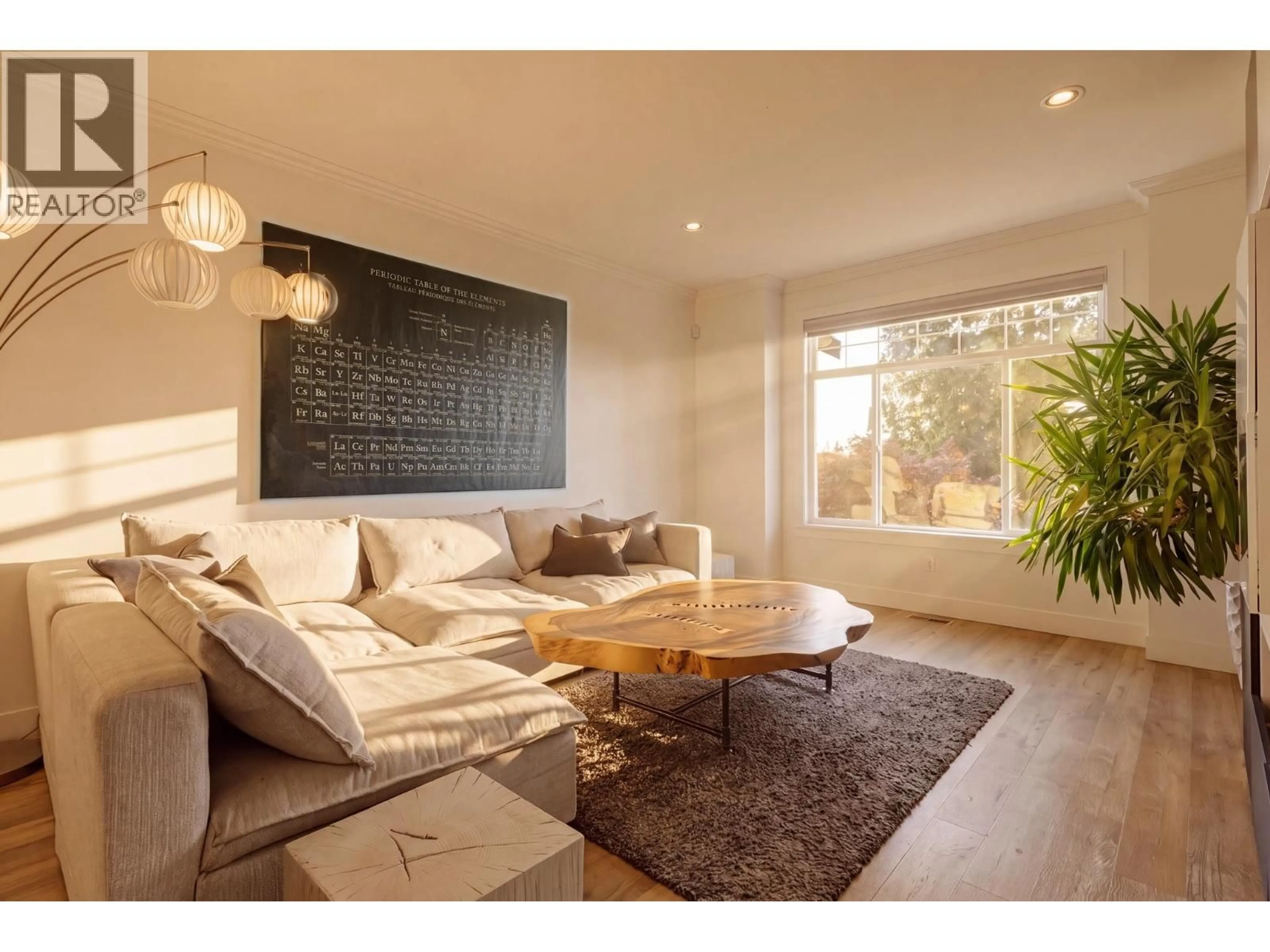 Living room with furniture, wood/laminate floor for 1315 THOMAS AVENUE, Coquitlam British Columbia V3K2L4