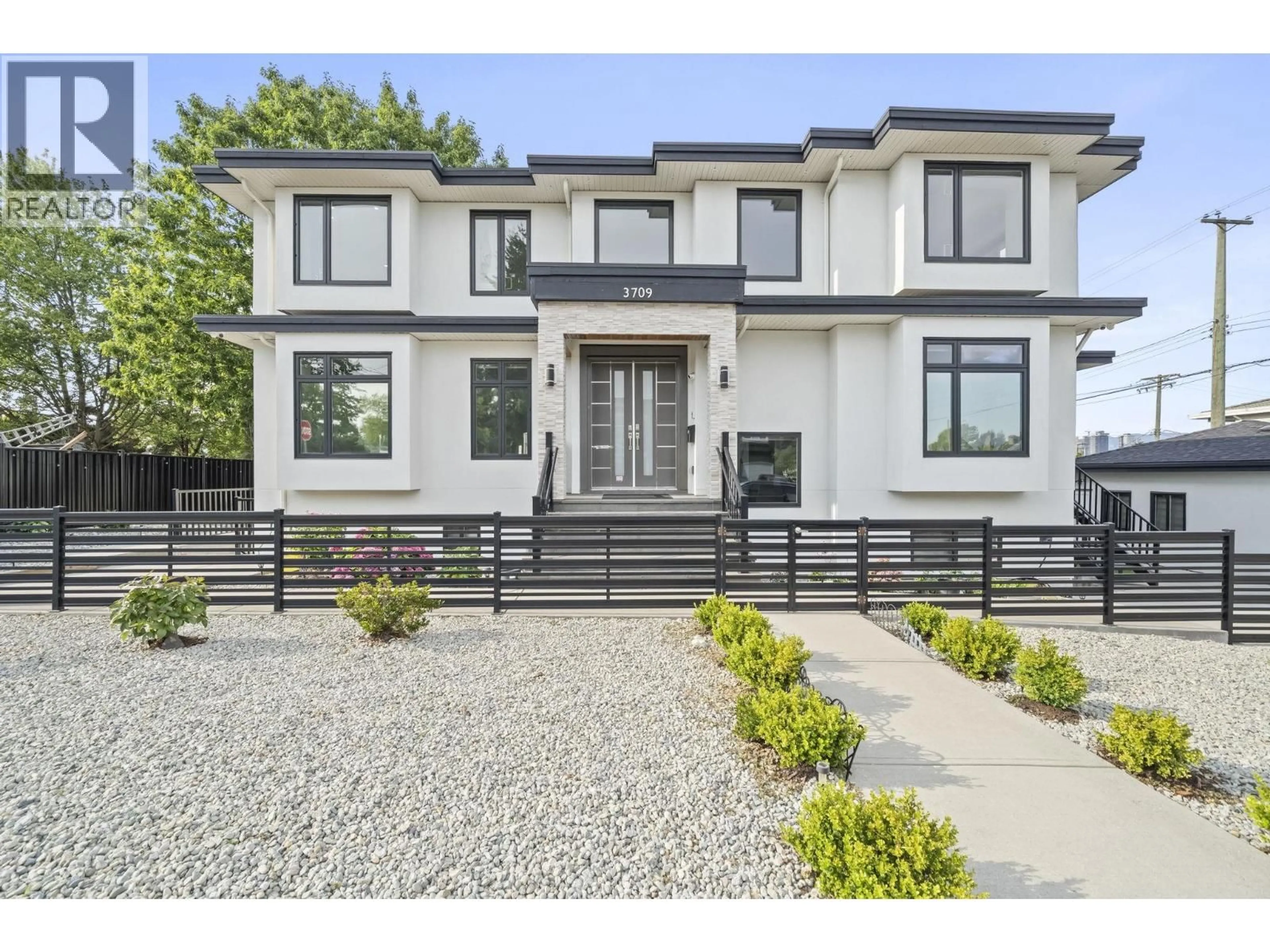 Home with brick exterior material, street for 3709 AVONDALE STREET, Burnaby British Columbia V5G1N8