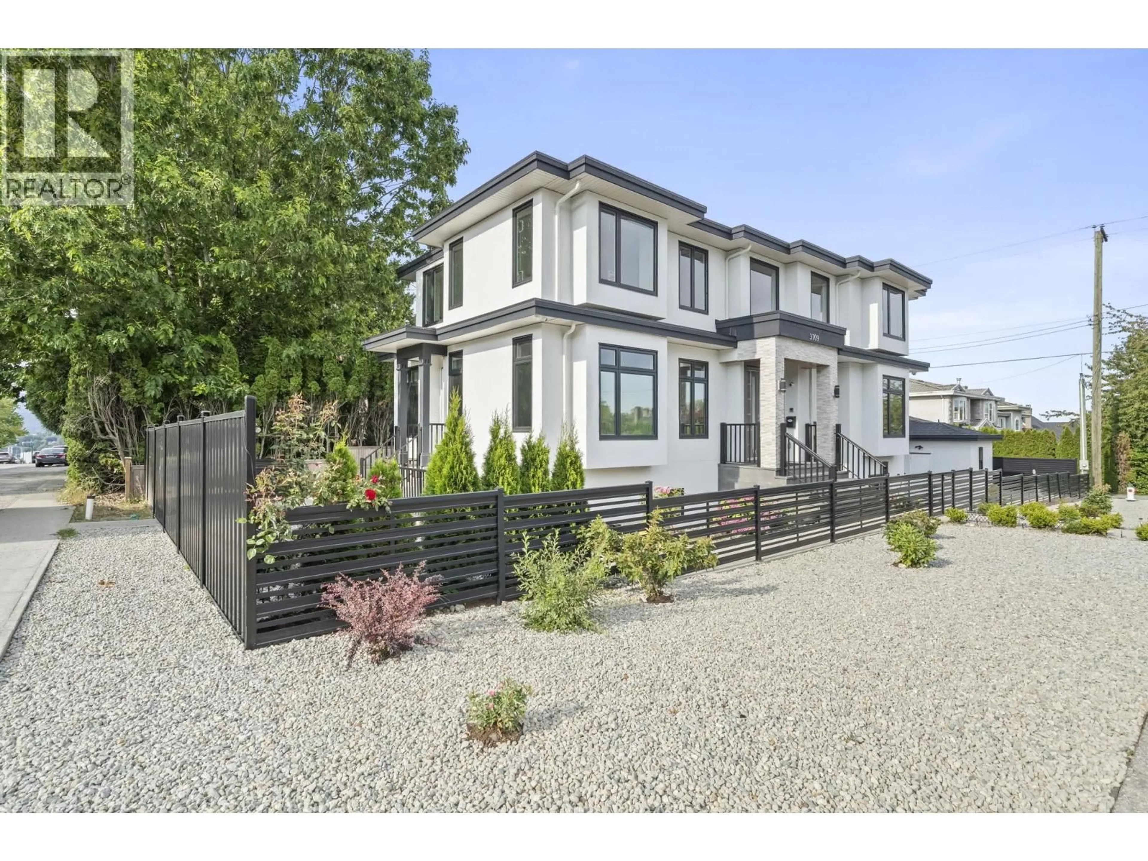 Unknown for 3709 AVONDALE STREET, Burnaby British Columbia V5G1N8