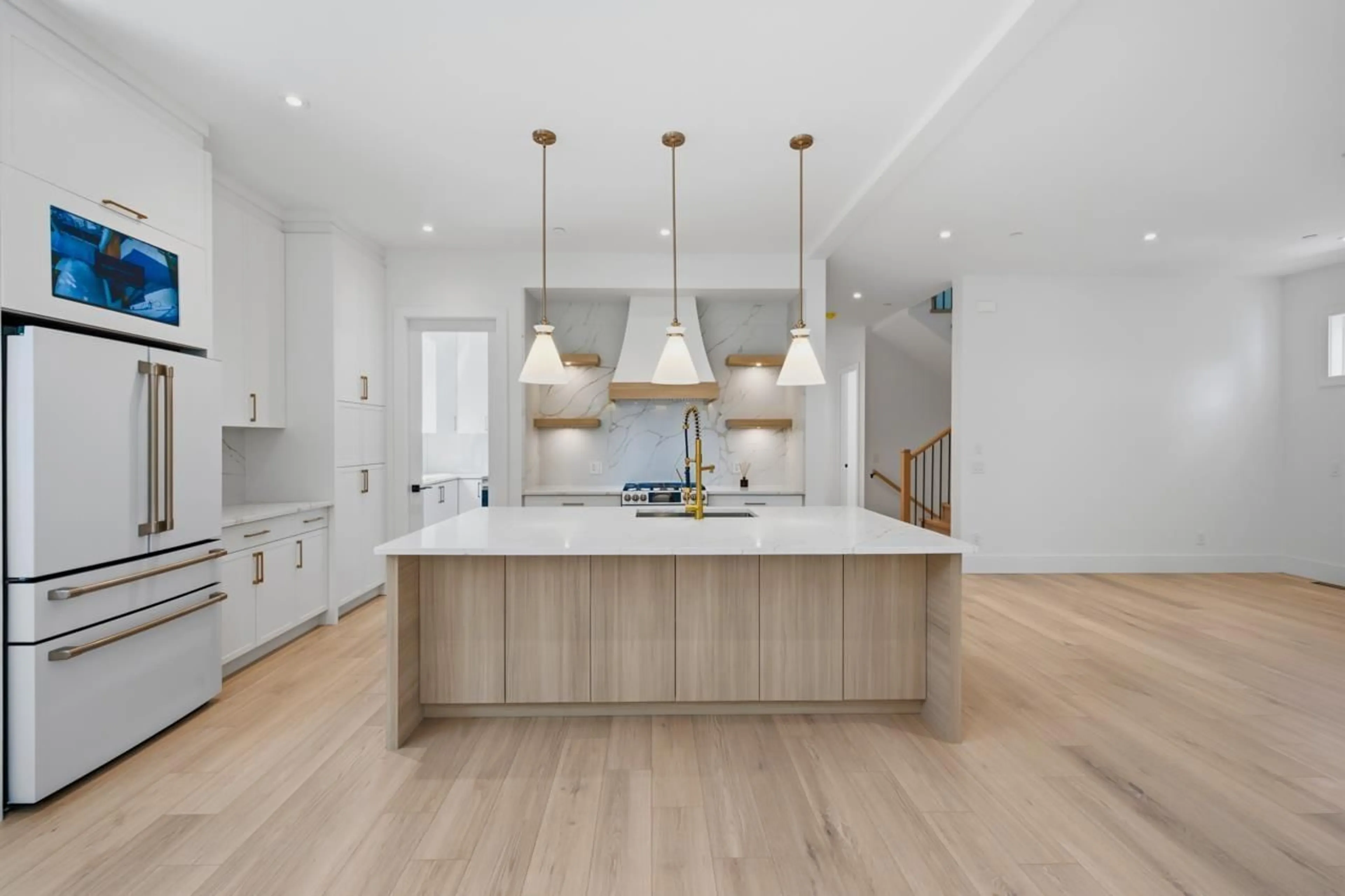 Open concept kitchen, unknown for 5 - 35133 CHRISTINA PLACE, Abbotsford British Columbia V2S8H1