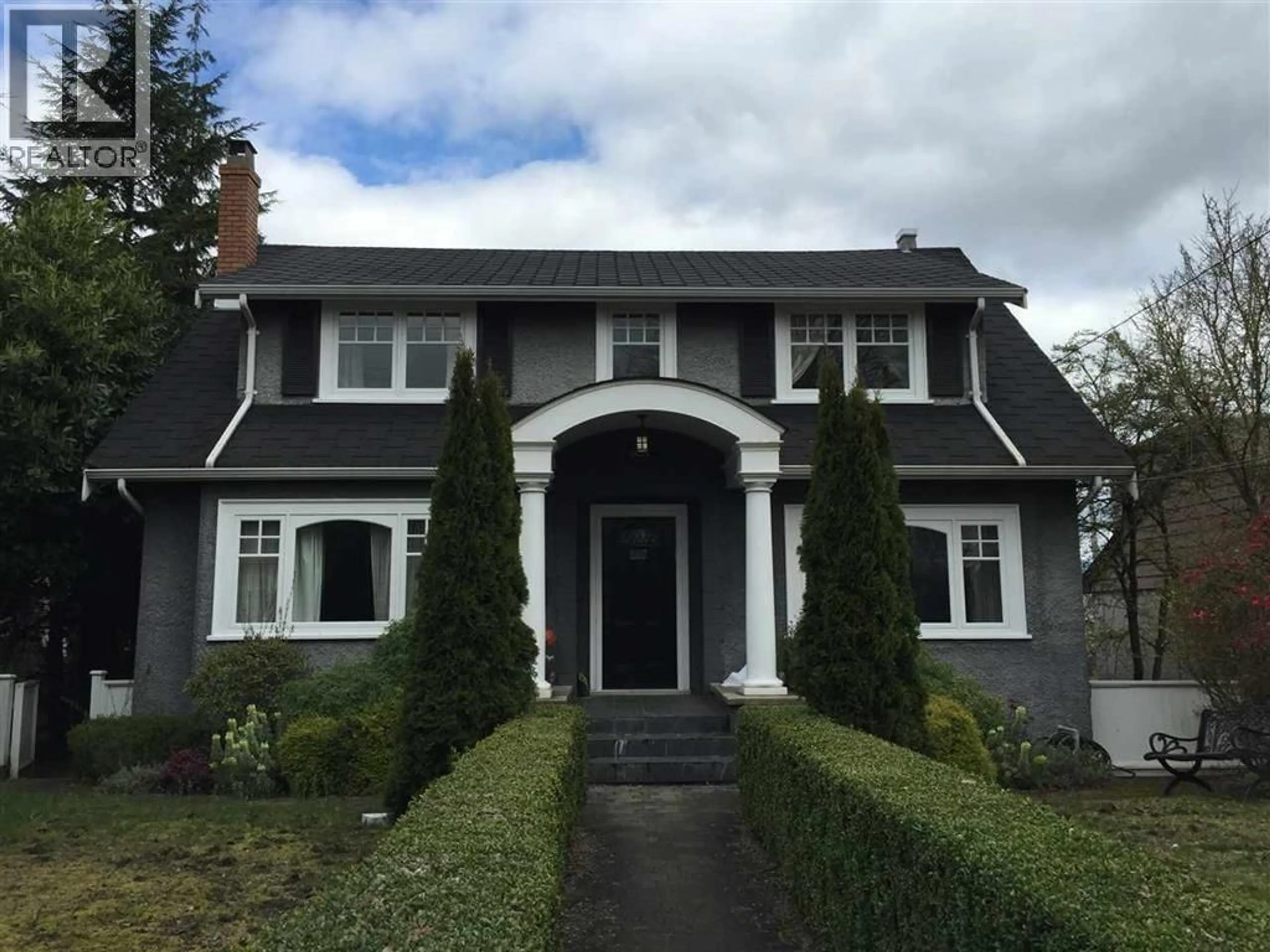 Home with vinyl exterior material, street for 4633 4TH AVENUE, Vancouver British Columbia V6R1R6