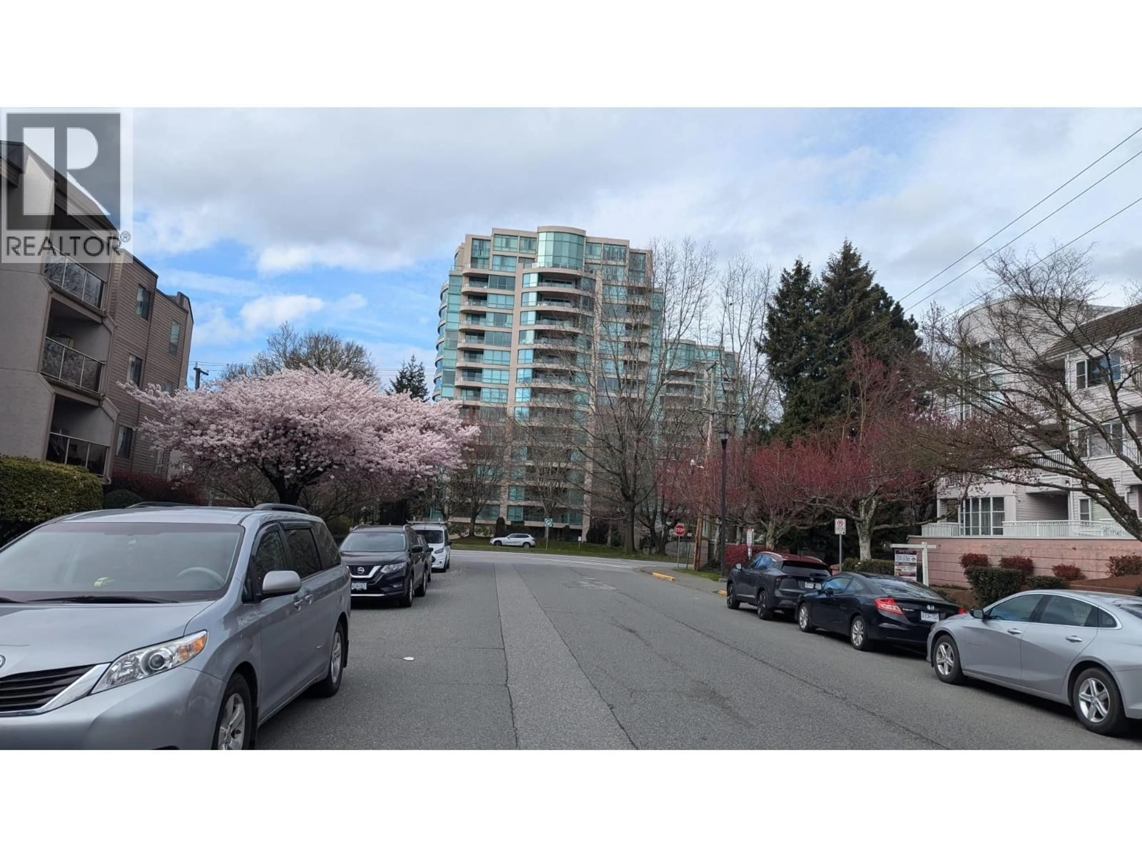 Blurry image for 311 - 5500 ARCADIA ROAD, Richmond British Columbia V6X3P5