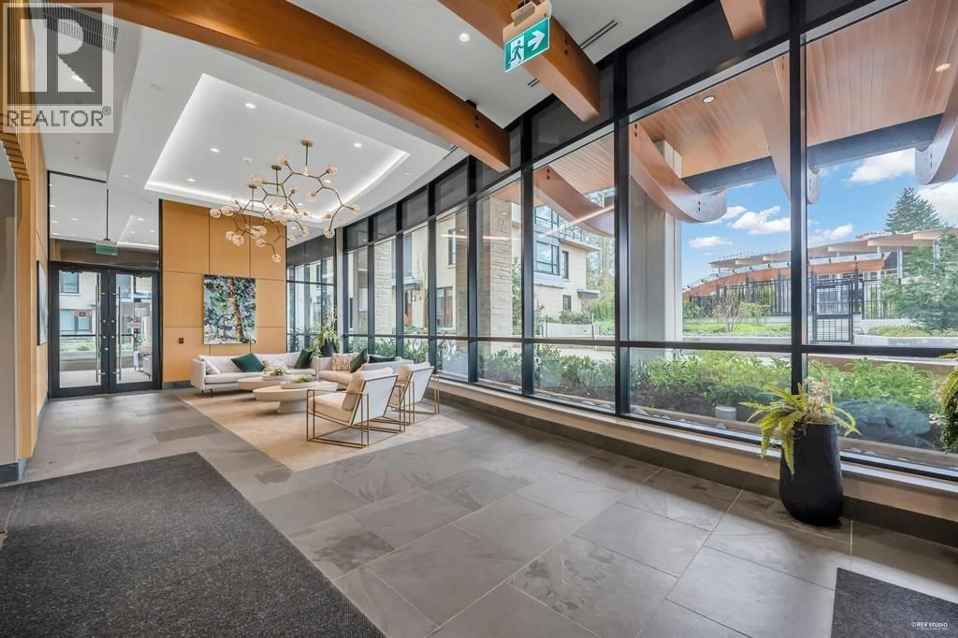 Indoor foyer for 1107 - 5410 SHORTCUT ROAD, Vancouver British Columbia V6T0C8