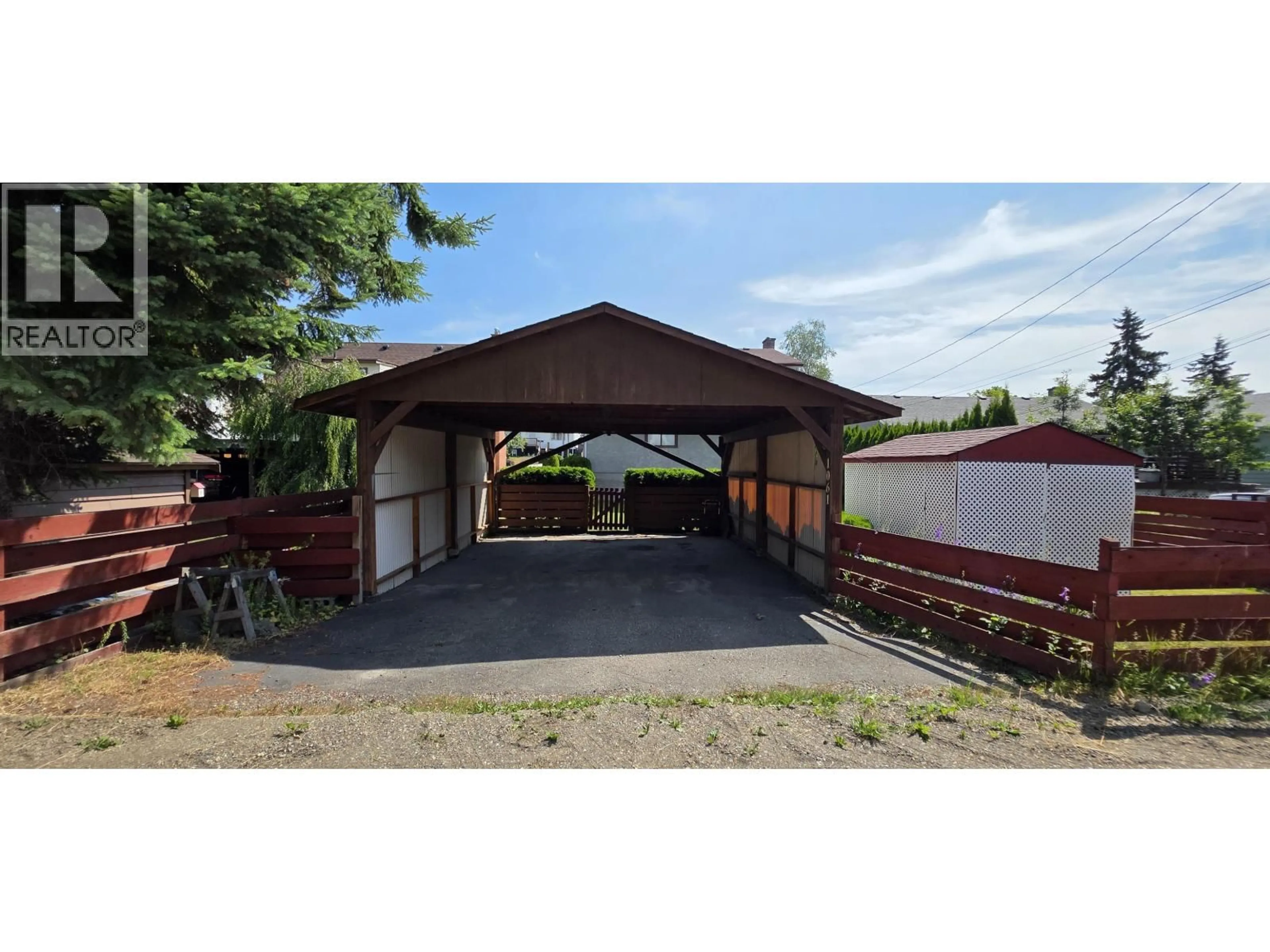Indoor garage for 1061 IRWIN STREET, Prince George British Columbia V2M2Y1