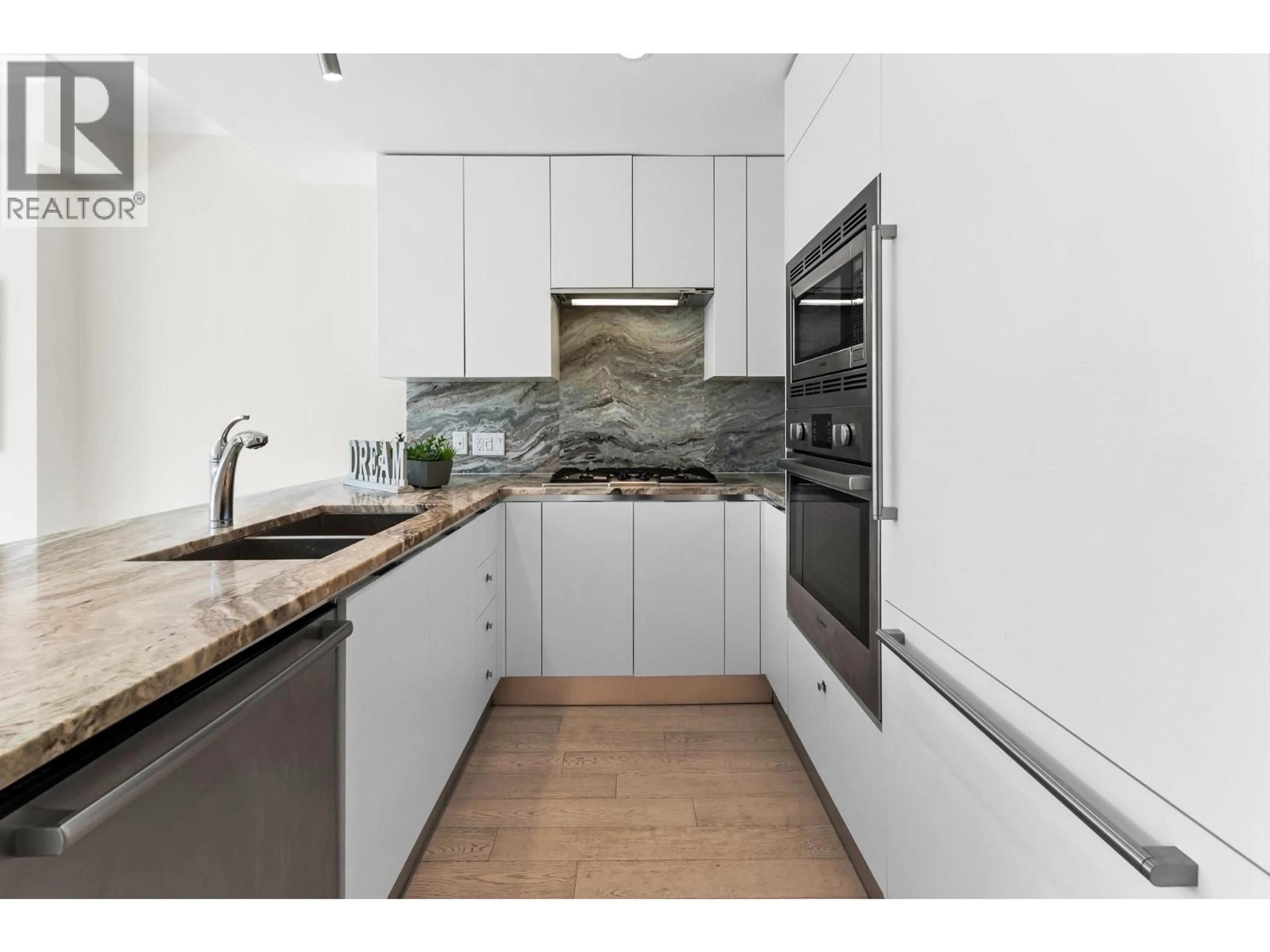Standard kitchen, unknown for 901 - 175 VICTORY SHIP WAY, North Vancouver British Columbia V7L0G1