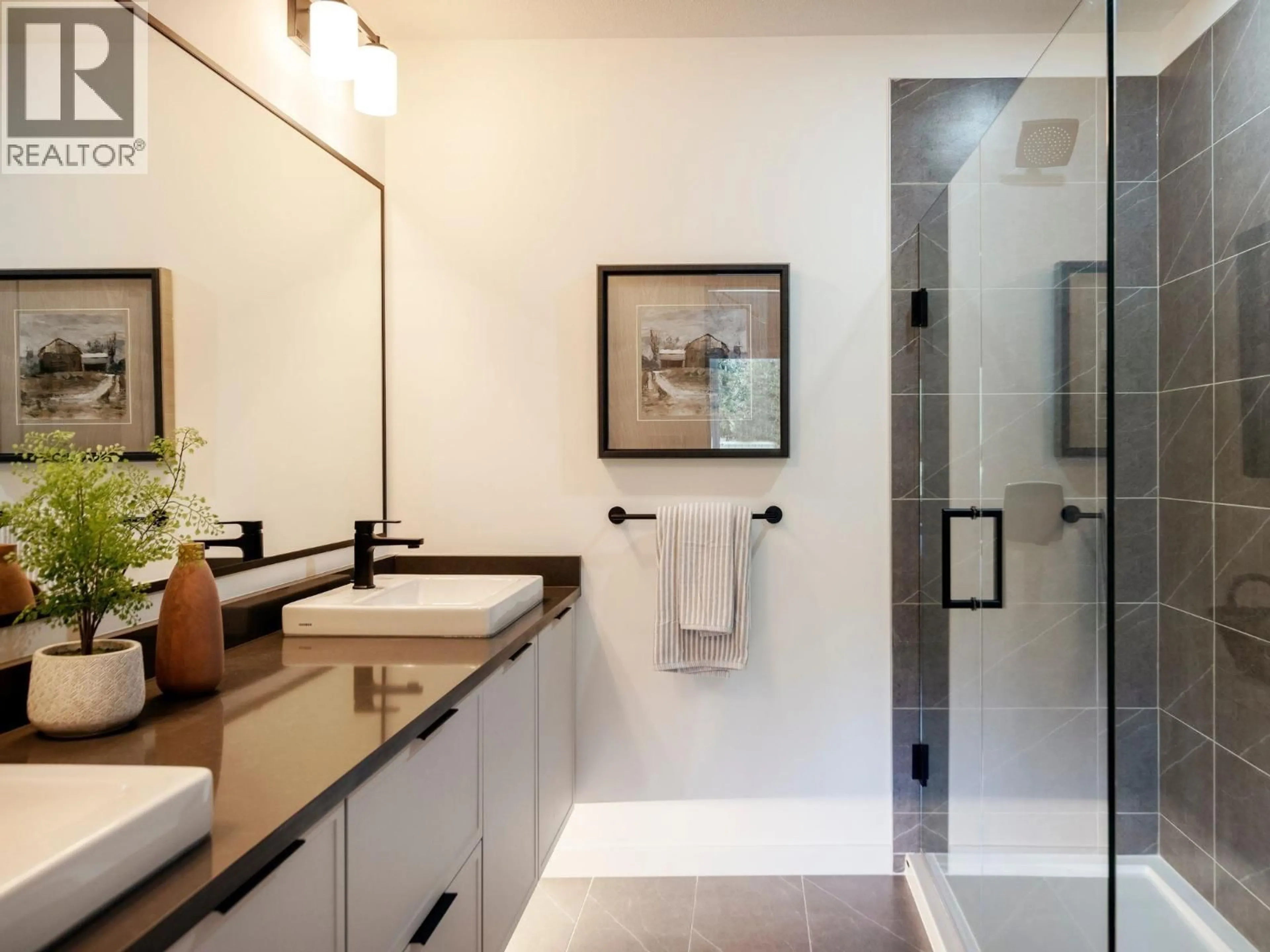 Contemporary bathroom, ceramic/tile floor for 80 - 24951 112 AVENUE, Maple Ridge British Columbia V0V0V0