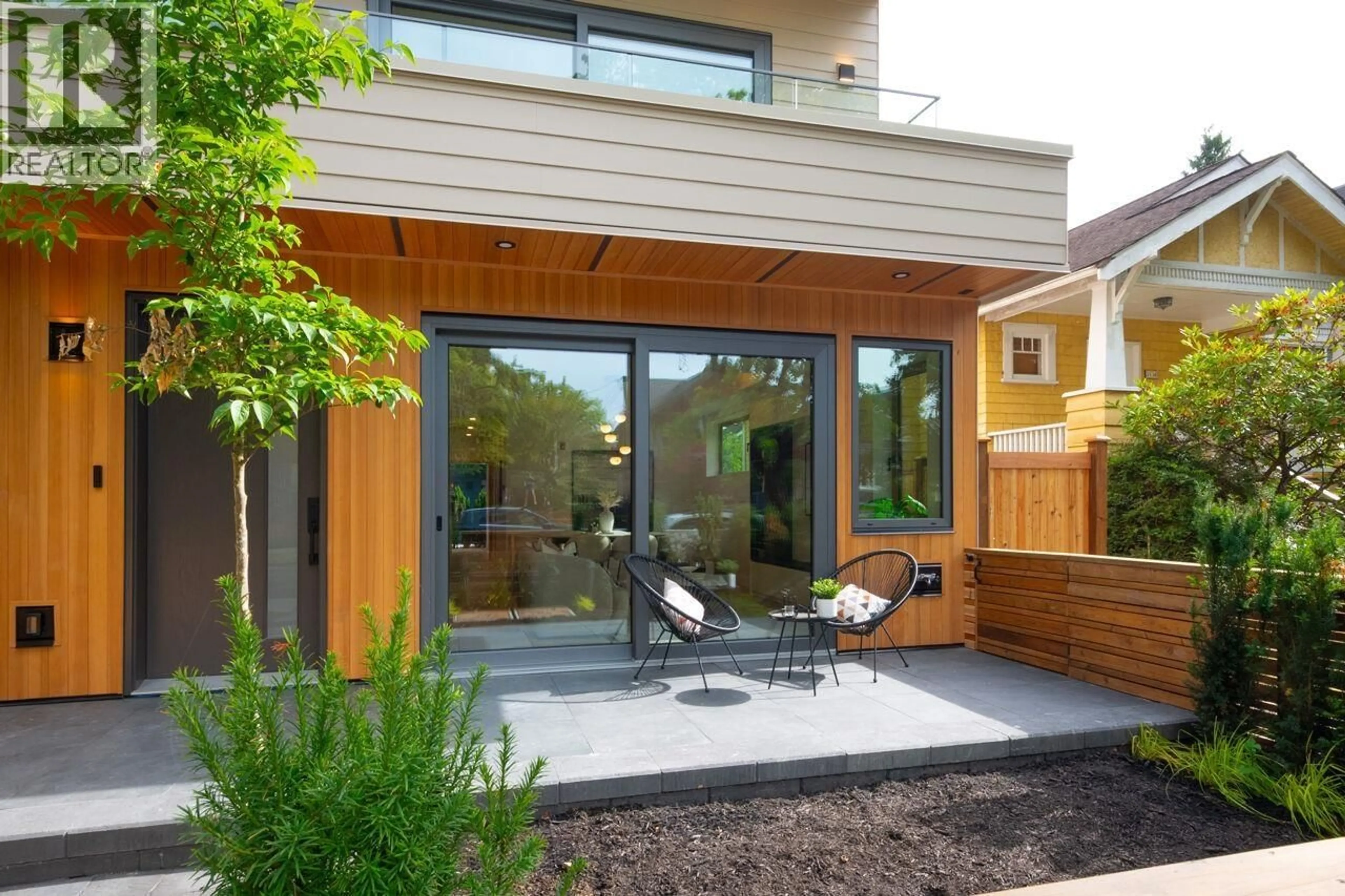 Patio, street for 3 - 3120 11TH AVENUE, Vancouver British Columbia V6K2M7