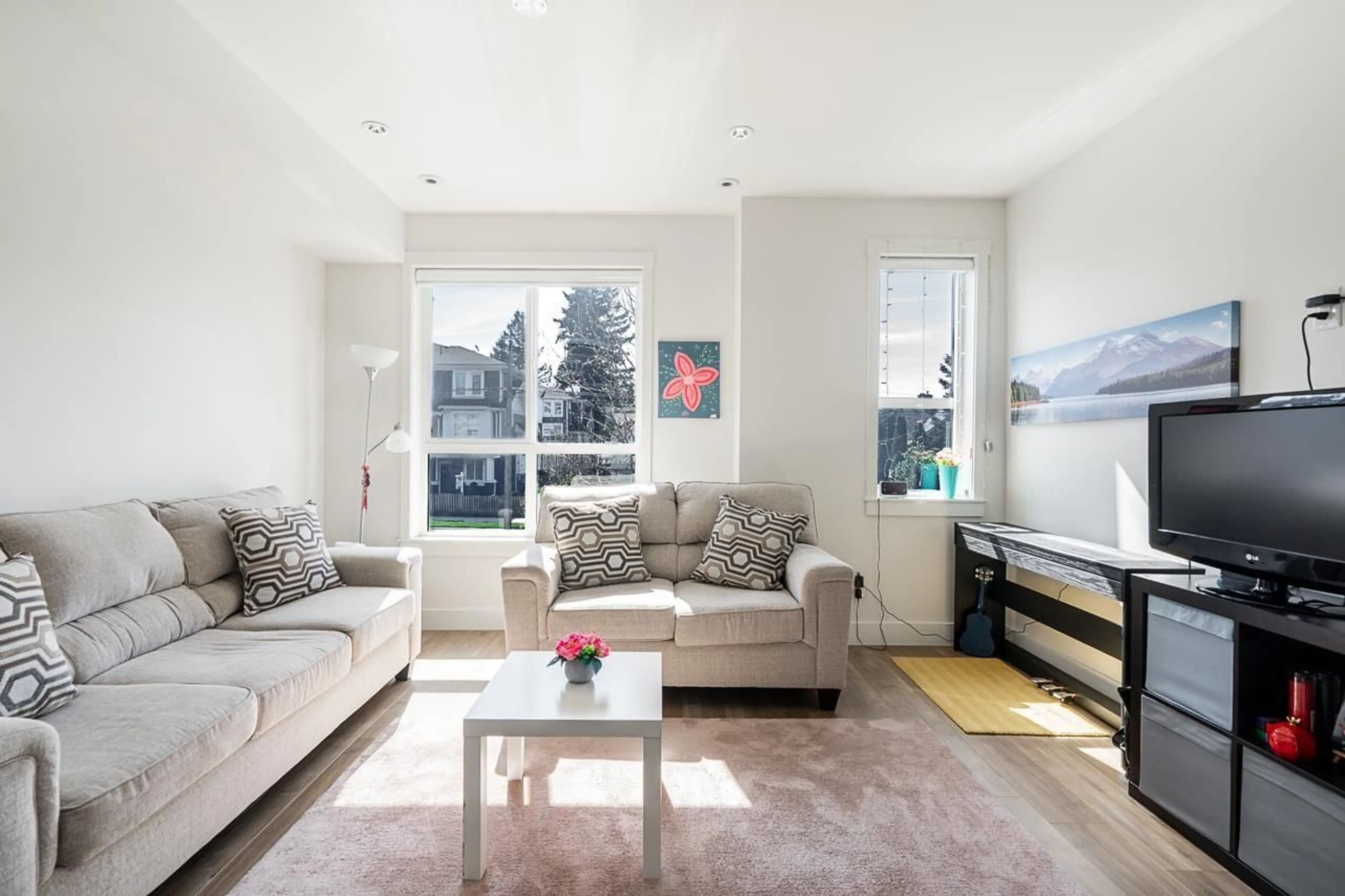 Living room with furniture, unknown for 23 - 11556 72A AVENUE, Delta British Columbia V4C1A9