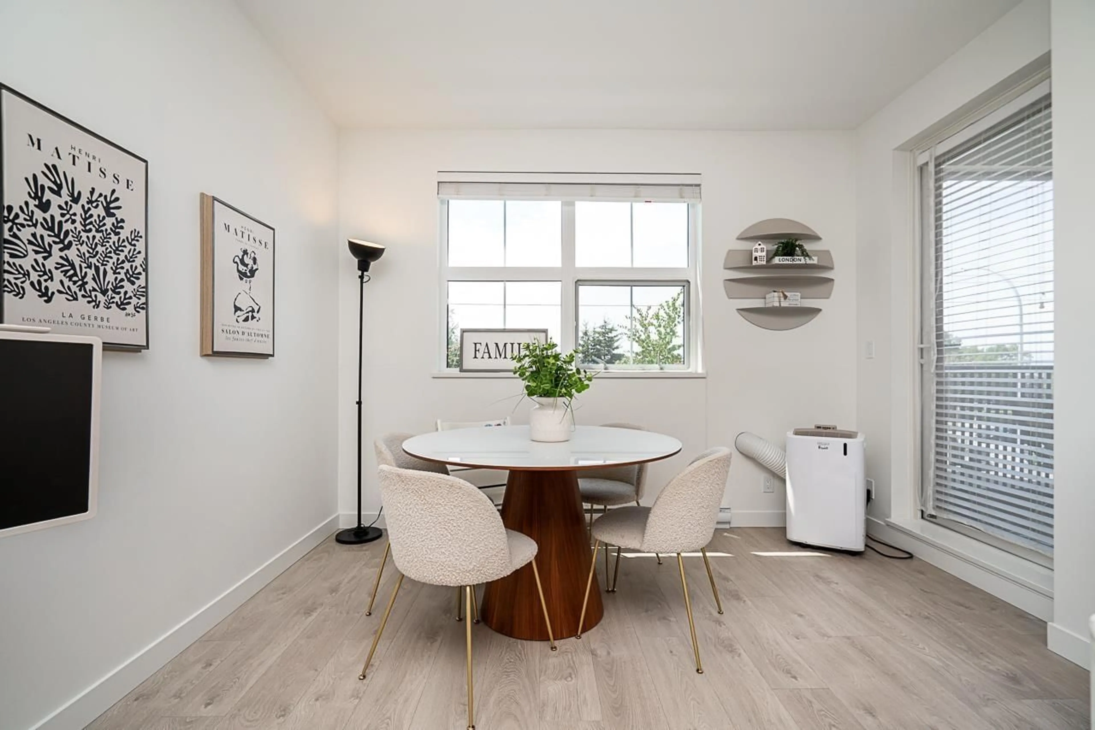 Dining room, wood/laminate floor for 208 - 20019 83A AVENUE, Langley British Columbia V2Y5K6